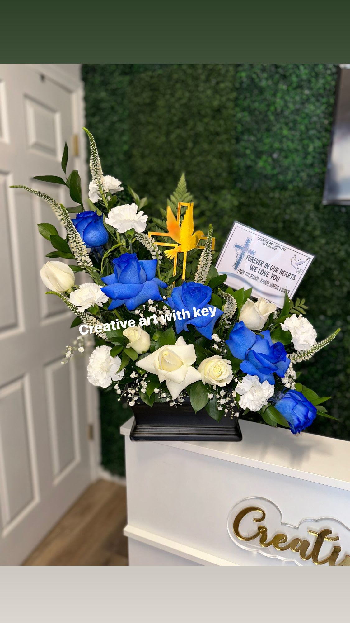 BLUE AND WHITE FUNERAL ARRANGEMENT BASE BLUE AND WHITE FUNERAL ARRANGEMENT BASE - BLUE AND WHITE FUNERAL ARRANGEMENT BASE