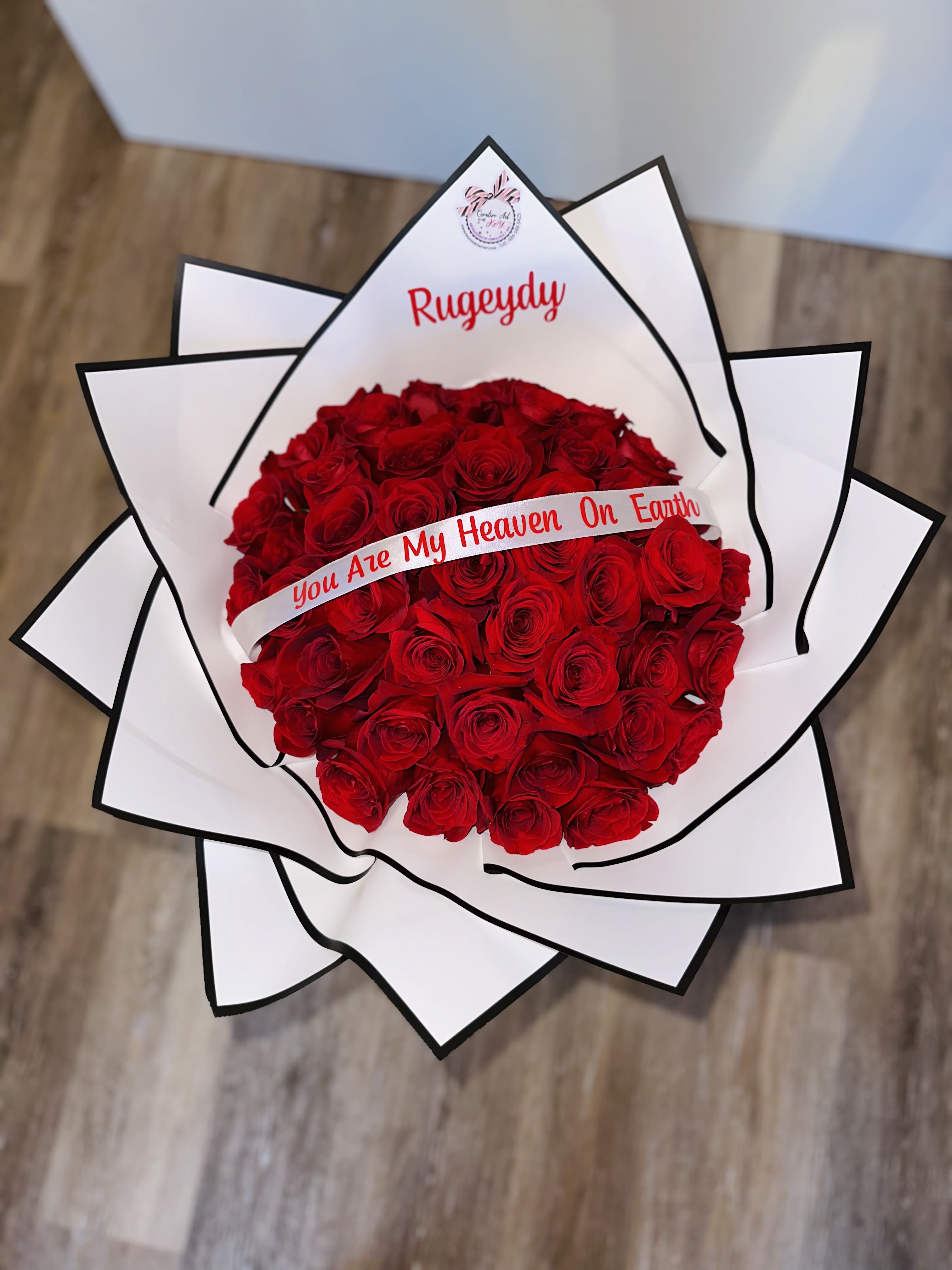 BUCHON BOUQUET WITH PERSONALIZED RIBBON BUCHON BOUQUET WITH PERSONALIZED RIBBON - BUCHON BOUQUET WITH PERSONALIZED RIBBON (SEND THE PHRASE YOU WANT ON THE RIBBON AND THE NAME) . (NOTICE!!! WE WILL NOT DO DELIVERY ON FEBRUARY 14TH PLEASE DO NOT PUT FOR DELIVERY BECAUSE WE WILL NOT DO IT! YOU CAN MAKE YOUR RESERVATION AND COME TO PICK UP AT THE STORE) THANK YOU VERY MUCH FOR UNDERSTANDING