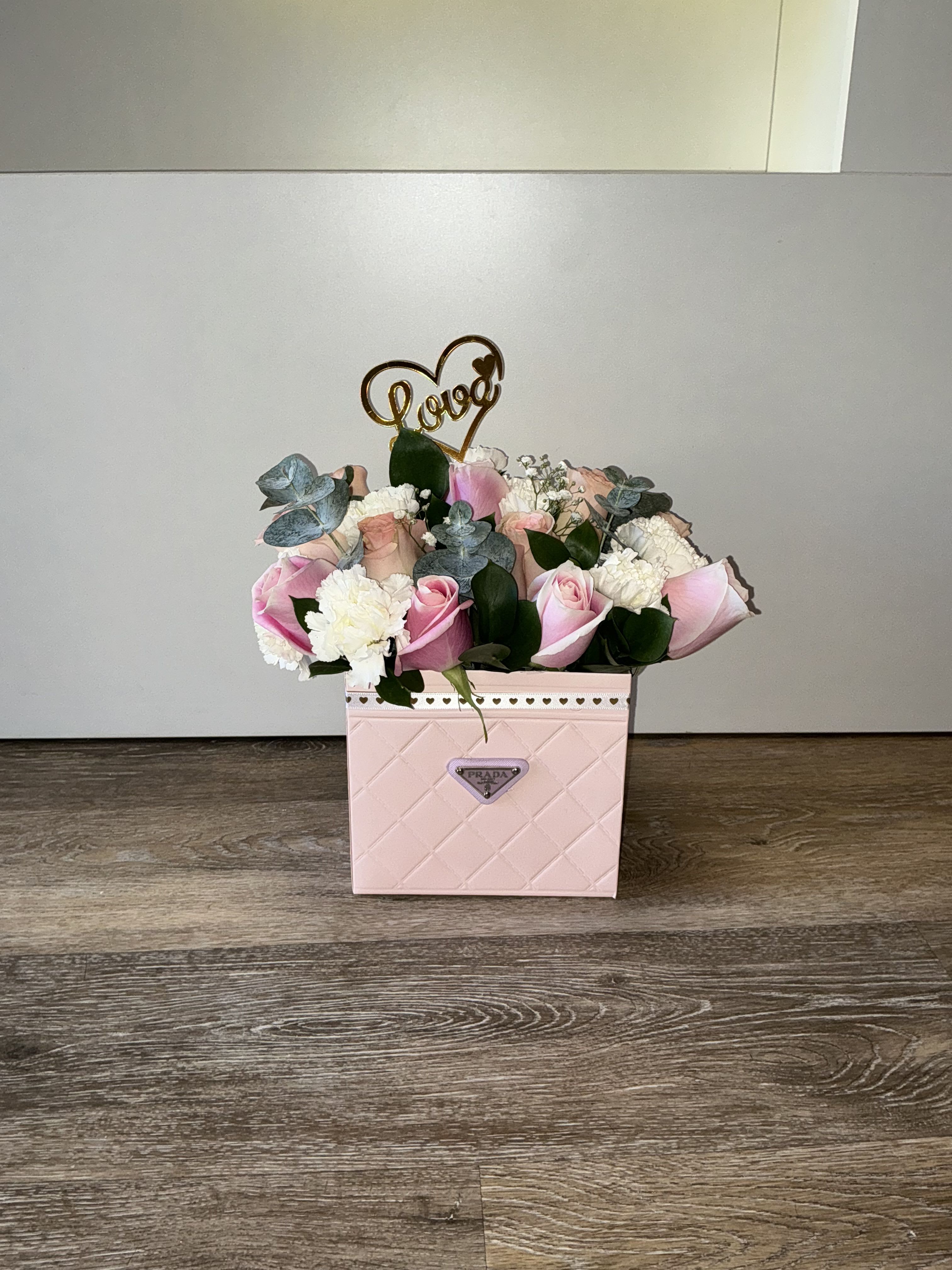 PRADA BOX WITH MIXED NATURAL FLOWERS AND PHRASE LOVE PRADA BOX WITH MIXED NATURAL FLOWERS AND PHRASE LOVE - PRADA BOX WITH MIXED NATURAL FLOWERS AND PHRASE LOVE . (NOTICE!!! WE WILL NOT DO DELIVERY ON FEBRUARY 14TH PLEASE DO NOT PUT FOR DELIVERY BECAUSE WE WILL NOT DO IT! YOU CAN MAKE YOUR RESERVATION AND COME TO PICK UP AT THE STORE) THANK YOU VERY MUCH FOR UNDERSTANDING