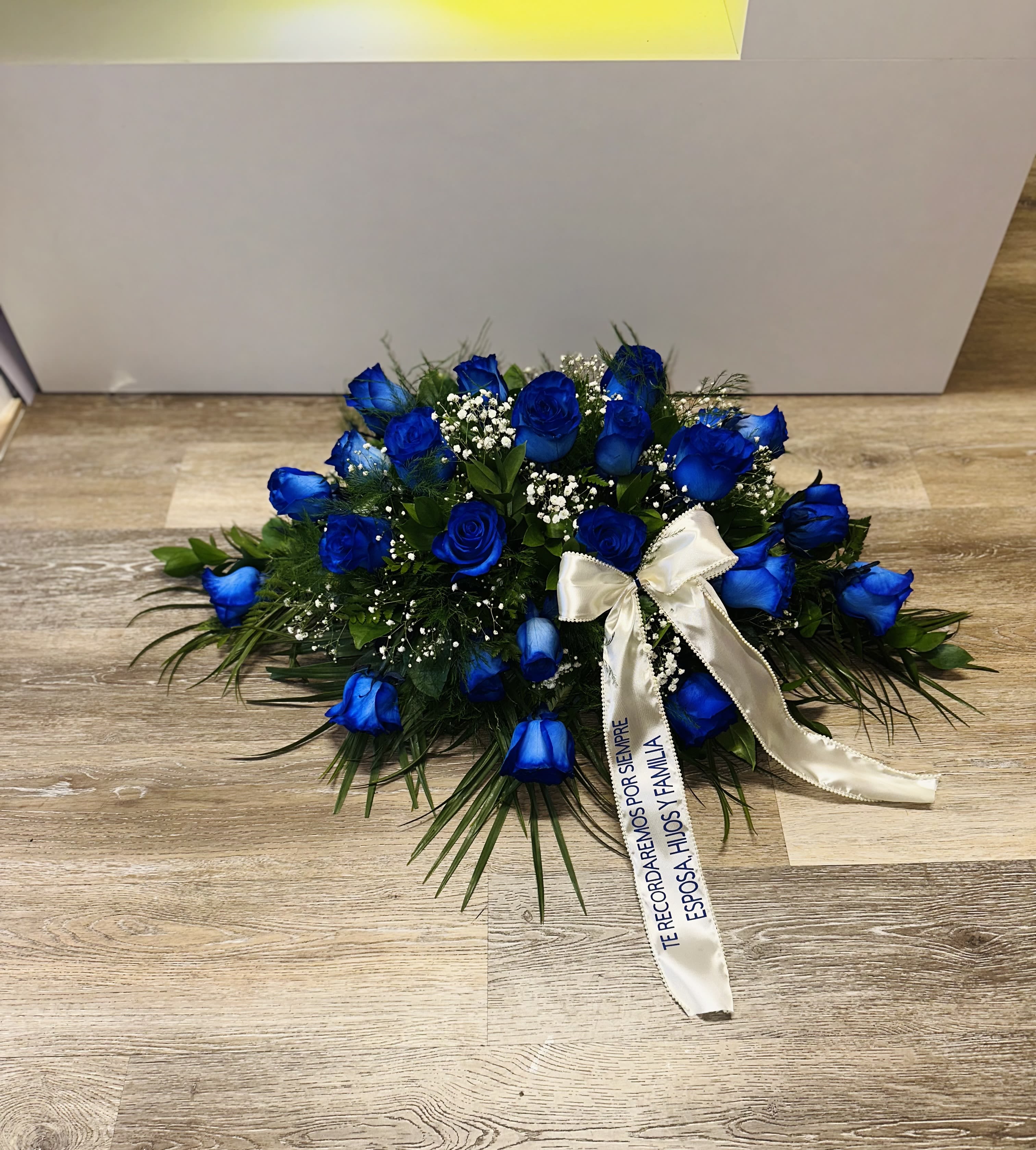 CASKET ONLY BLUE ROSES AND GREEN RUSCUS CASKET ONLY BLUE ROSES AND GREEN RUSCUS - CASKET ONLY BLUE ROSES AND GREEN RUSCUS
