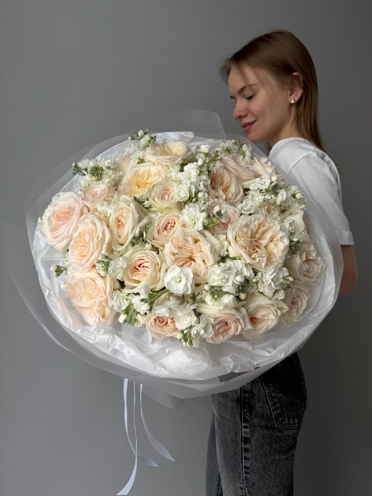 White O’Hara &amp; Stock Flower Cloud - A soft, fluffy cloud in delicate cream tones — this bouquet is a dream gift for Valentine’s Day or the birthday of someone truly romantic. Featuring luxurious White O’Hara garden roses and fragrant white stock flower, it’s as elegant in appearance as it is gentle in scent. A graceful gesture of love and tenderness.