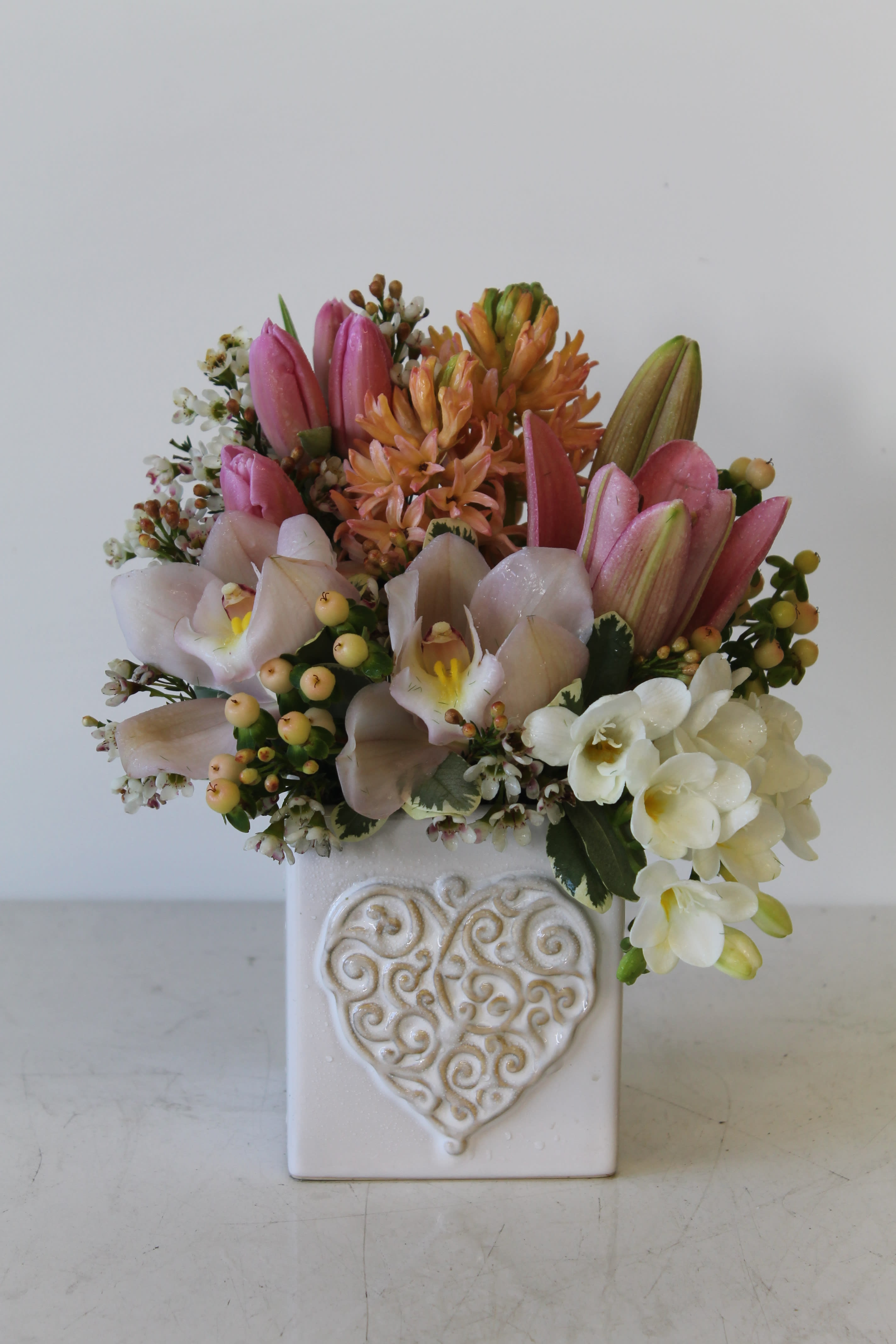 MY MOM, MY BFF MY MOM, MY BFF - Hyacinth, Freesia, LILY, Hypericum, Orchid