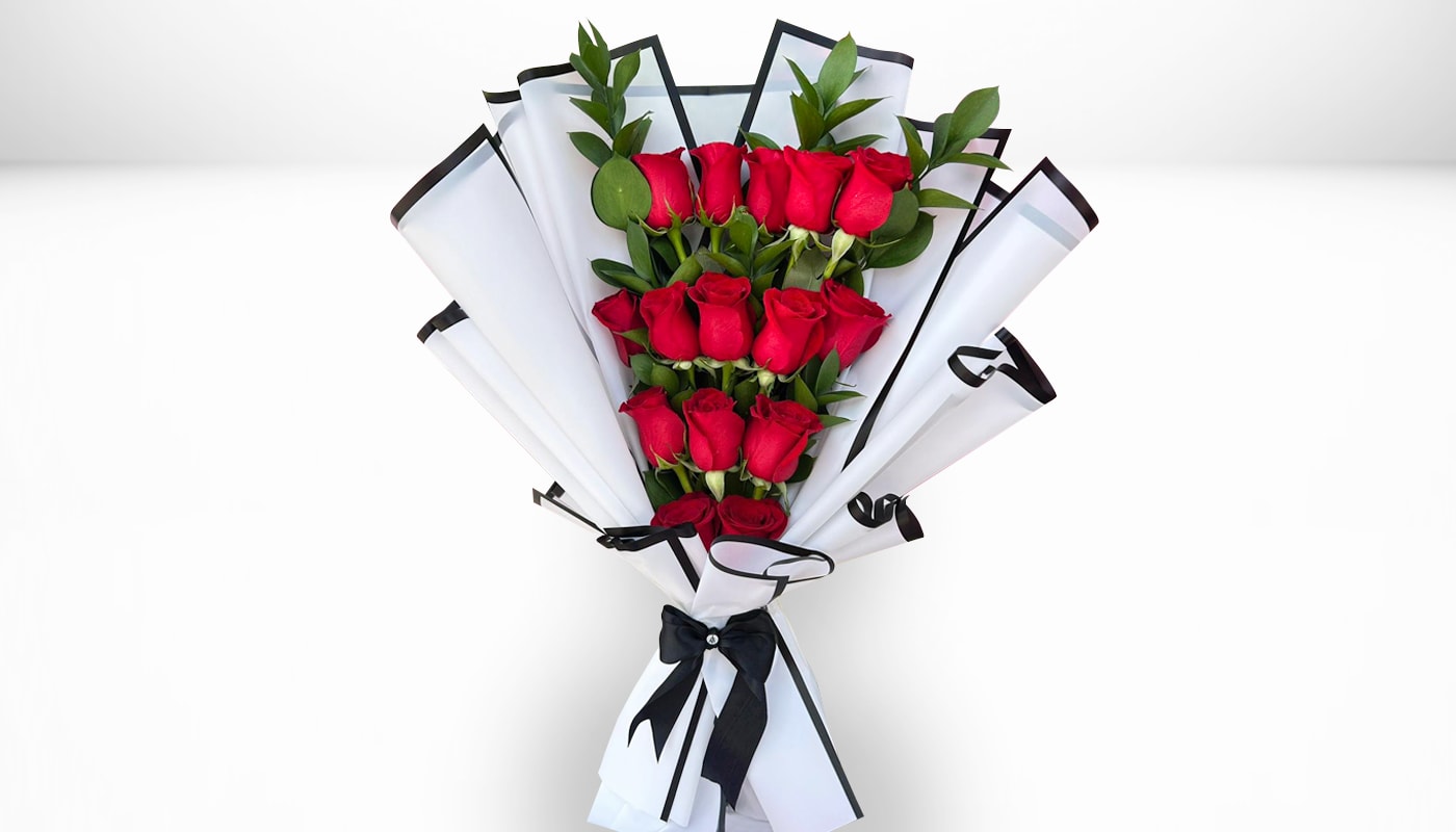 Elegant Red Roses &amp; black &amp; white paper  - 15 Red Roses standard  25 Red Roses Deluxe  35 Red Roses Premium  