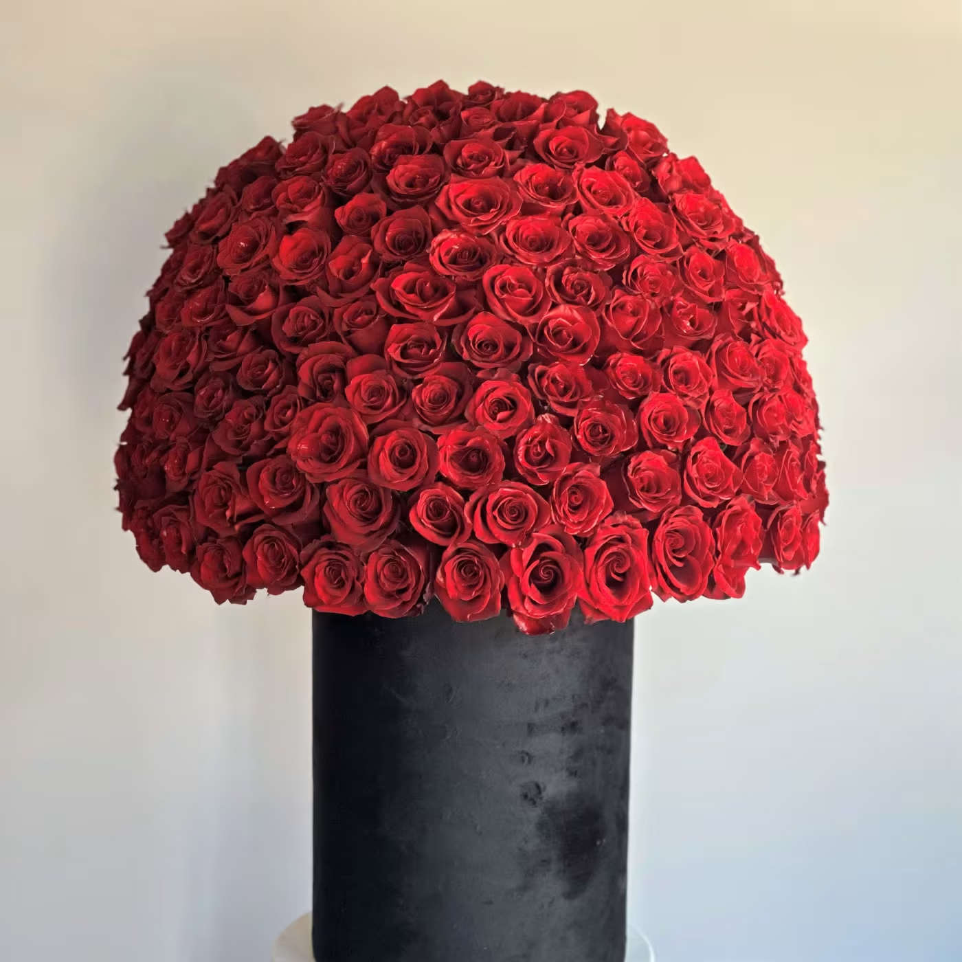 #12 Rose Lover - Rose – this box is saturated with courage and notes of tenderness, harmoniously intersecting with all the passion of nature. ONLY premium roses  Choose from red, white, pink, mixed, or your favorite custom colors. Don’t forget to mention your color preference in the notes Seasonal flowers can be replaced with a similar one. Boxes and baskets can also be replaced with others