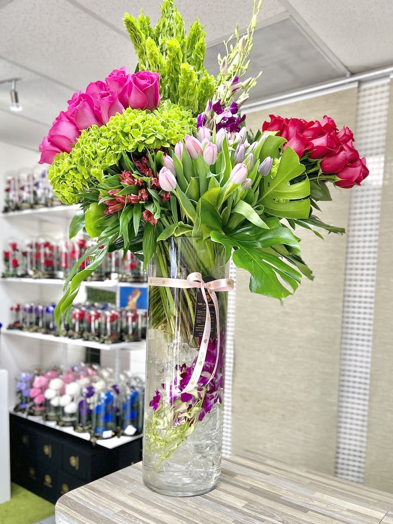 Majestic Flower Bouquet - Majestic Flower Bouquet