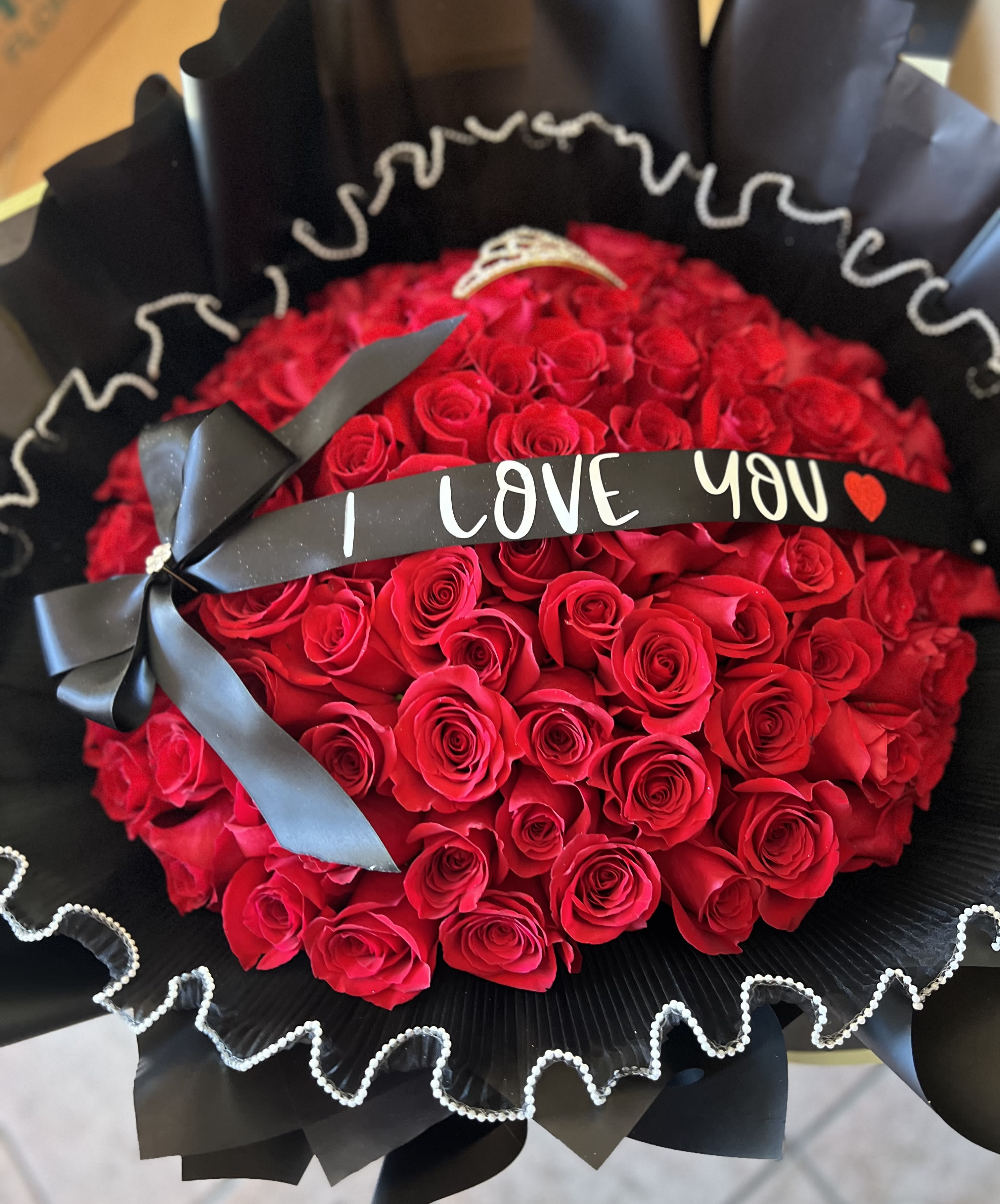 I Love You I Love You - Red Roses Buchon Bouquet