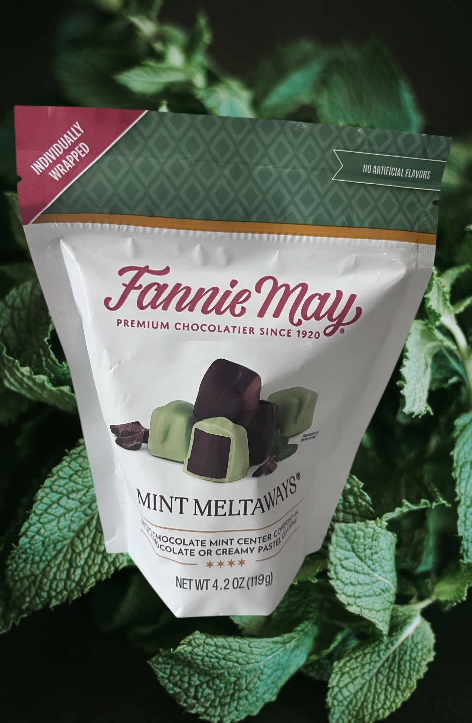 Mint Meltaways Mint Meltaways - Very smooth and creamy ! Wonderful gift for friends and family.