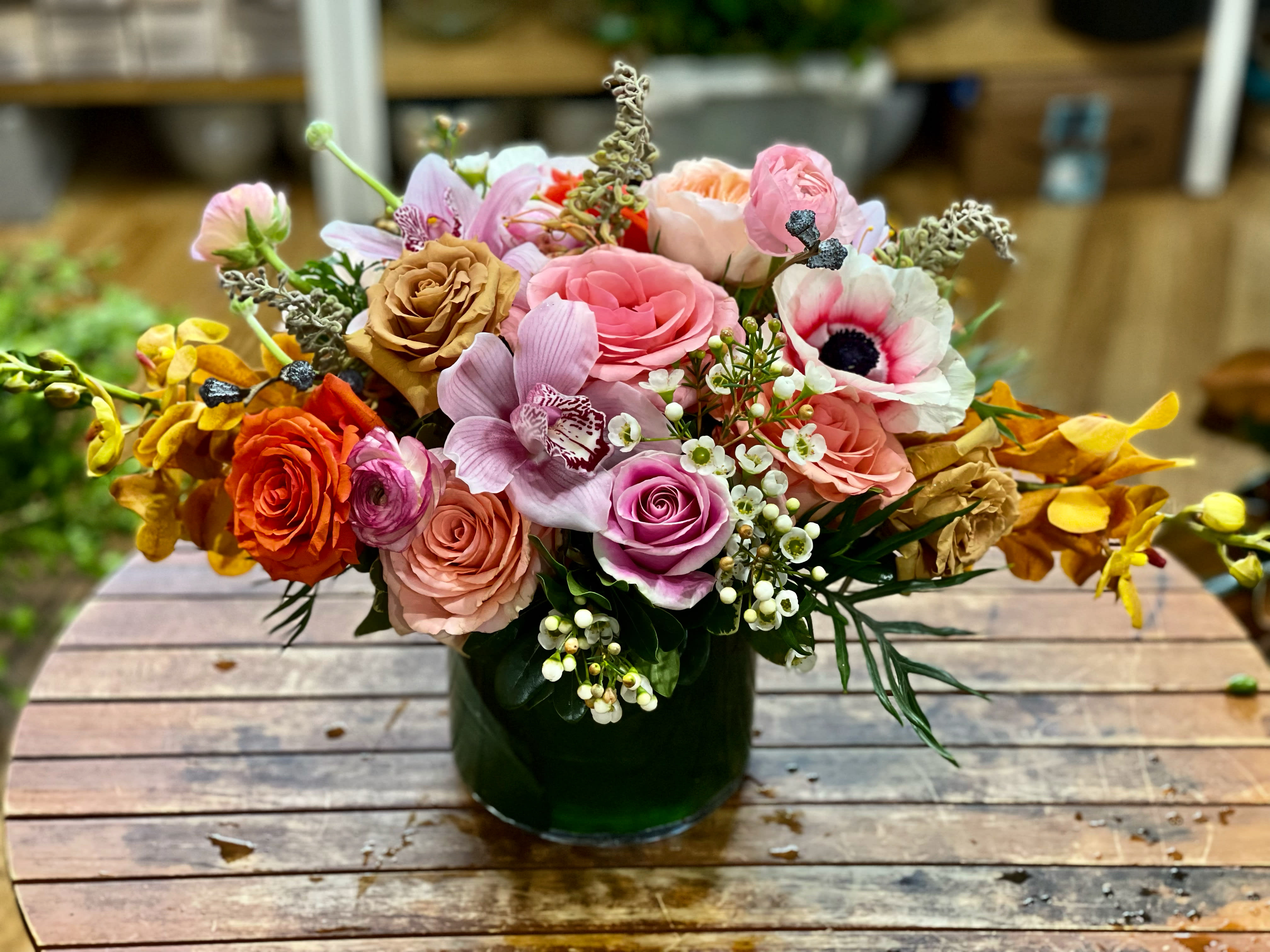 Be Mine Be Mine - Soft, colorful and interesting. Large, and heavy on fabulous blooms in hues that resemble the candy hearts with messages that we all grew up giving when we were kids. Filled with premium and ultra roses, orchids, and ranunculus. Perfect flowers for birthdays, "get well soon," new baby, sympathy, romantic gestures, and "Thank you." Also a beautiful wedding palette. Available for delivery in Seattle, Bellevue, Shoreline, and surrounding areas. Available for delivery in all neighborhoods in Seattle including Magnolia, Ballard, Fremont, Downtown, Queen Anne, Crown Hill, U District, West Seattle, International District, Capitol Hill, Pioneer Square, Beacon Hill, Columbia City, Georgetown, etc.