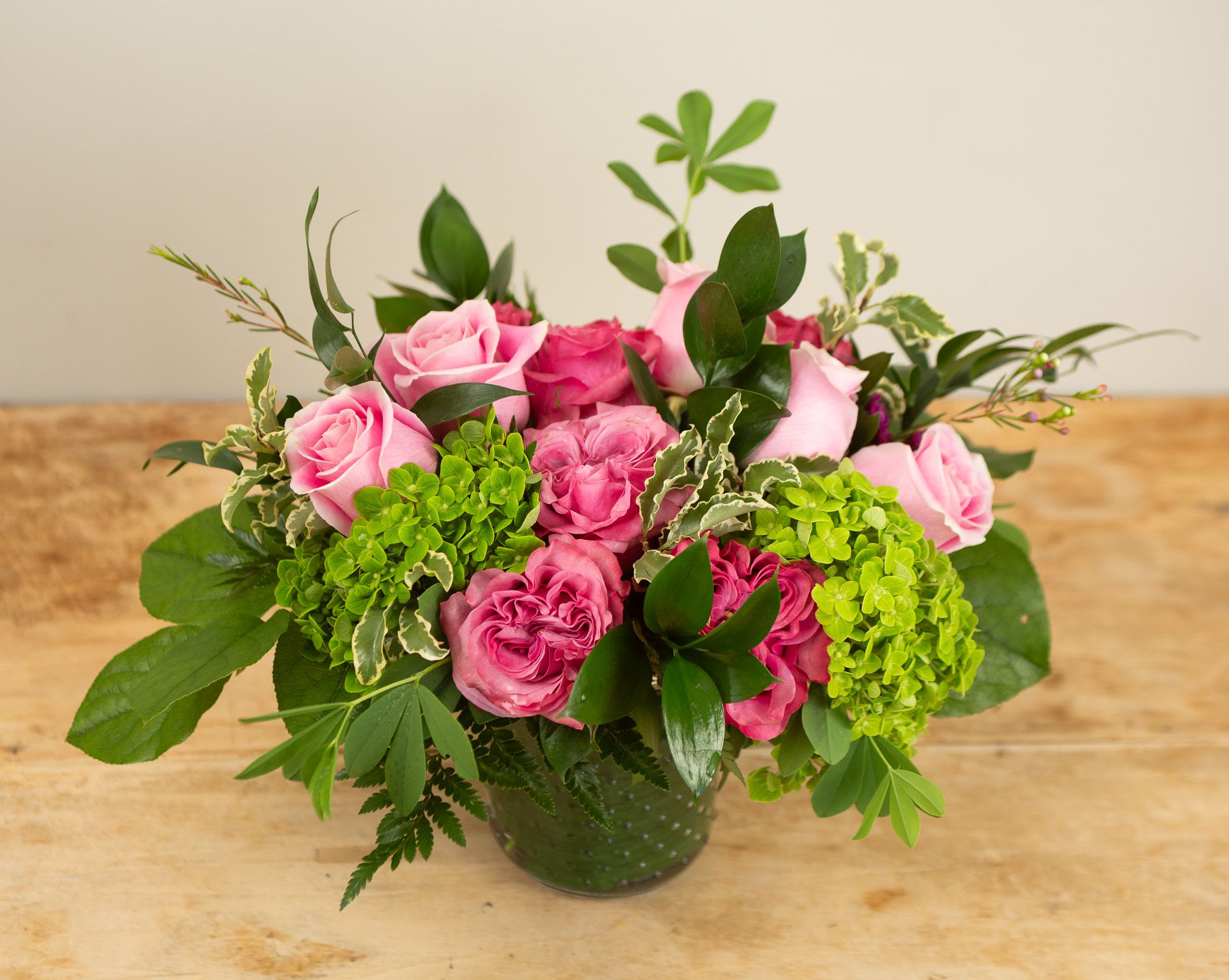 Blush & Bloom Blush & Bloom - A graceful medley of roses in shades of pink.