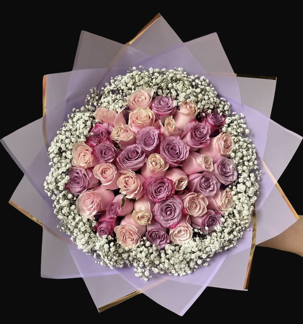 24 Pastel Wrapped Rose Bouquet 24 Pastel Wrapped Rose Bouquet - 24 Pastel Wrapped Rose Bouquet