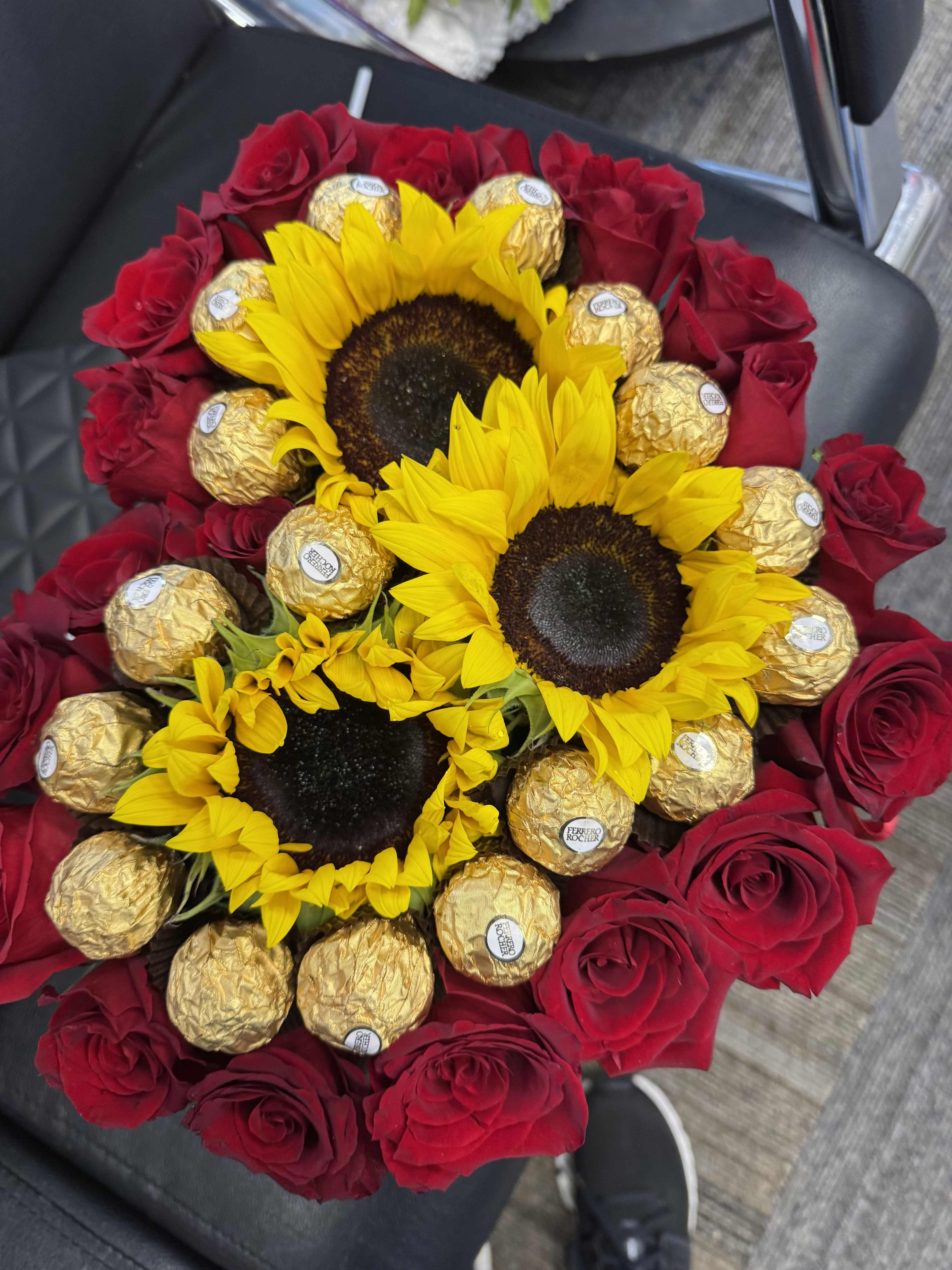 Chocolate Rose Box Chocolate Rose Box - NUT ALLERGY - Chocolates Contain Hazelnuts