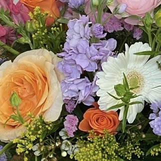 Designer's Choice Designer's Choice - Designers' choice of a beautiful fresh flower arrangement designed in a glass vase.