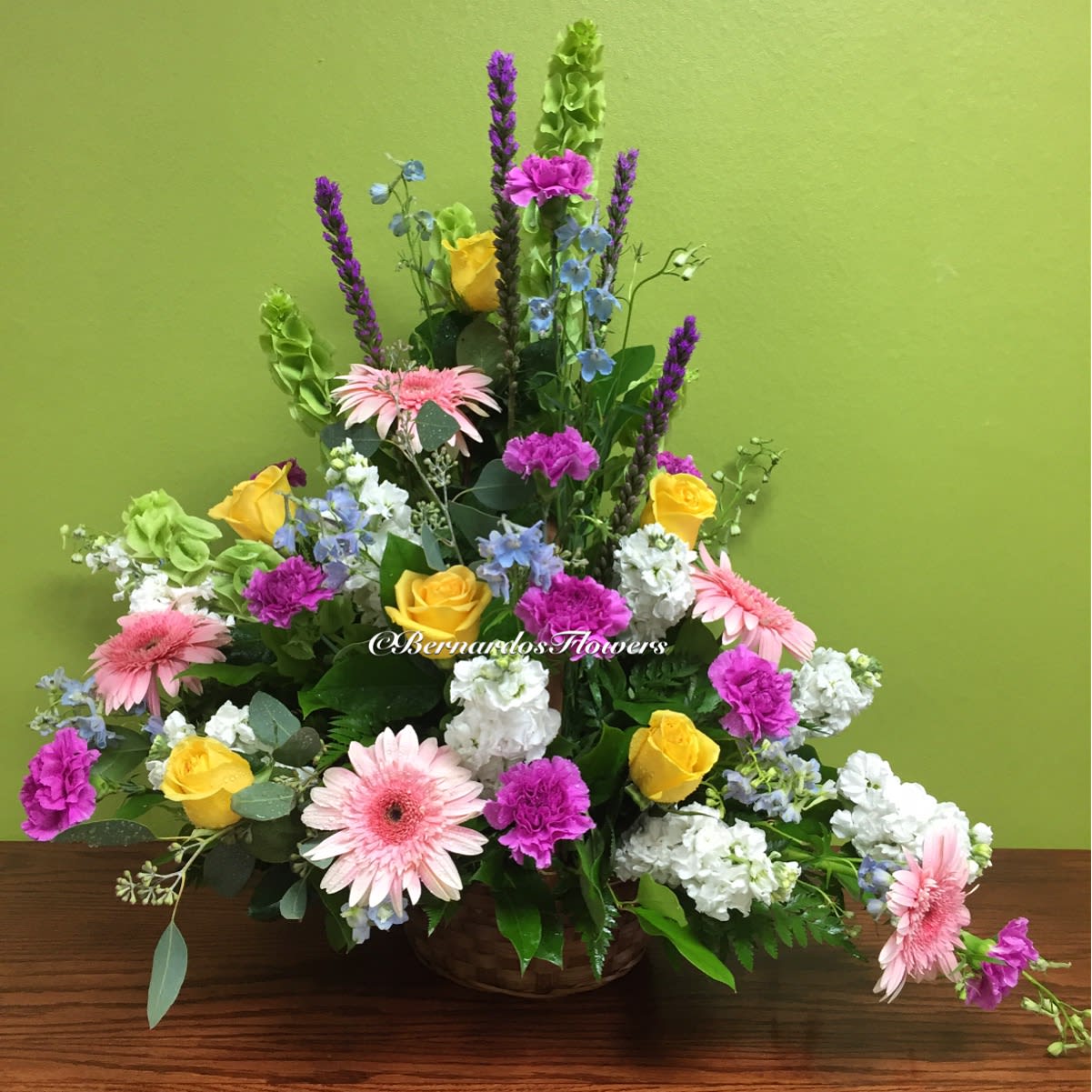 BF-E285 Podium Arrangement BF-E285 Podium Arrangement - Beautiful Mix Fresh Flower Basket Arr.