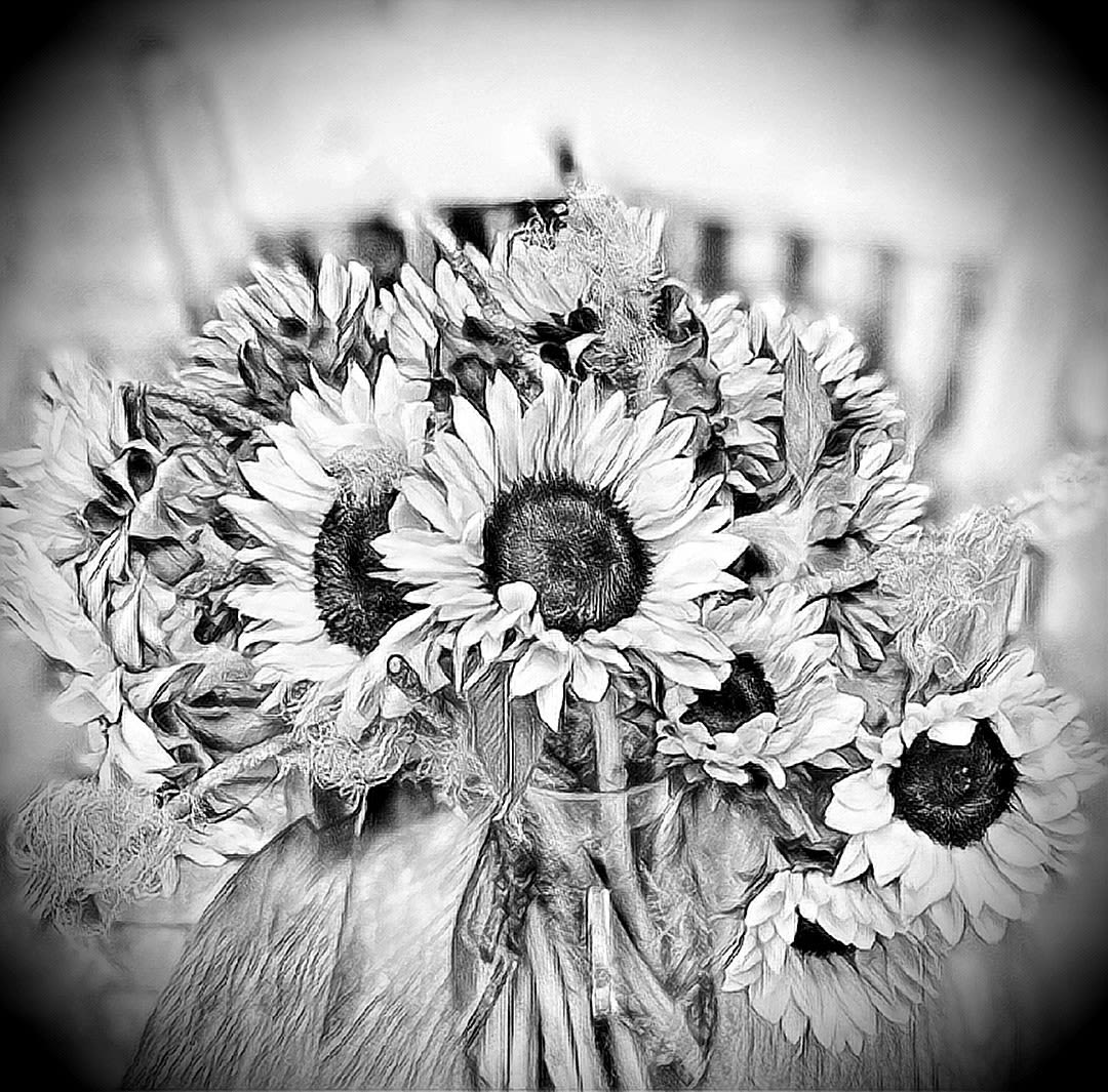 E Gift Card E Gift Card - Choose an e-gift card and your recipient can choose their flowers, delivery or gift :)