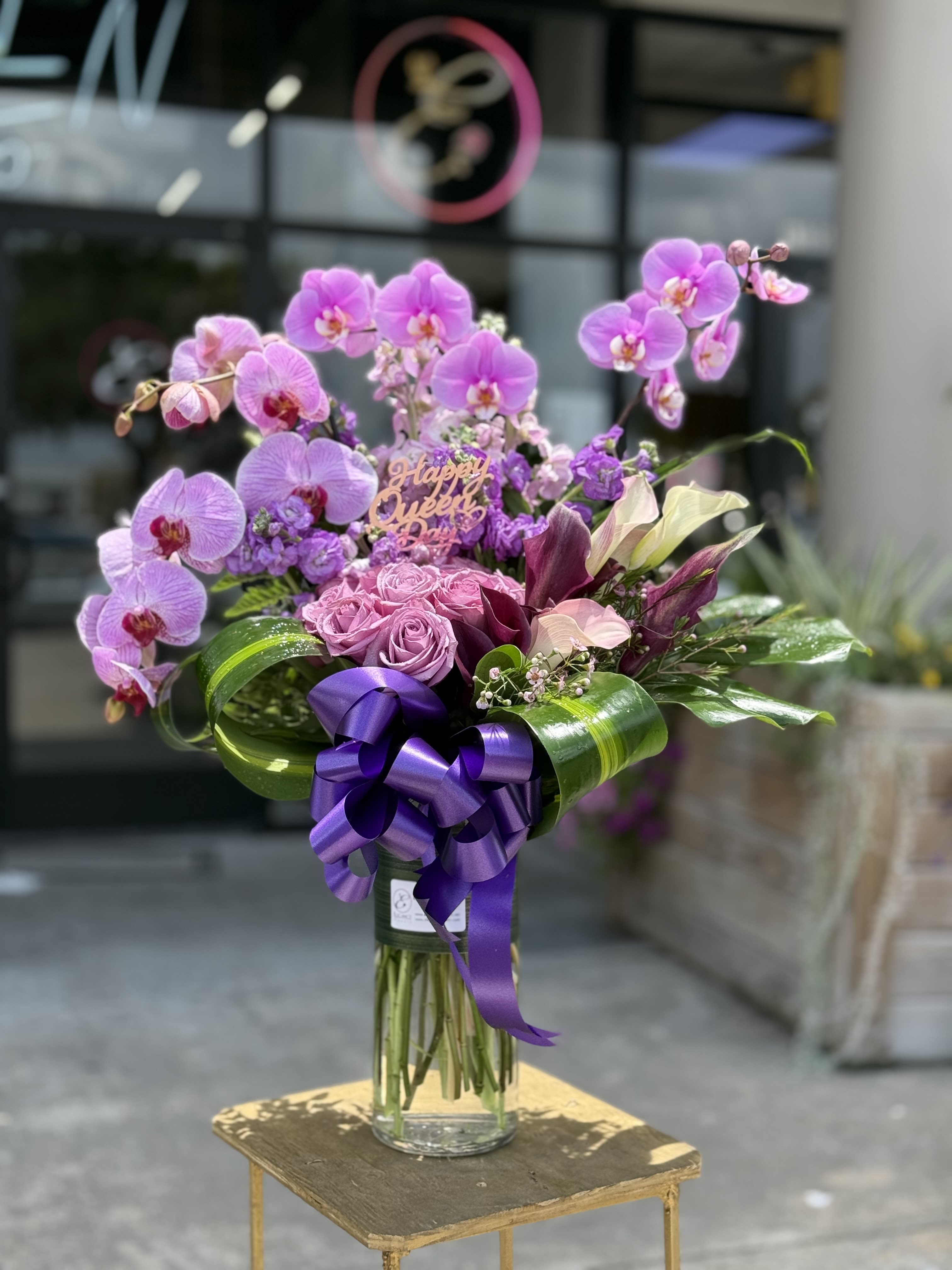 Vase Arrangement #32 Vase Arrangement #32 - N/A