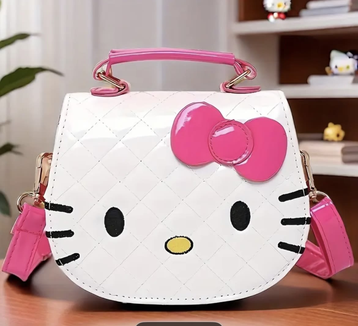 Hello Kitty Purse Hello Kitty Purse - medium size hand bag with straps