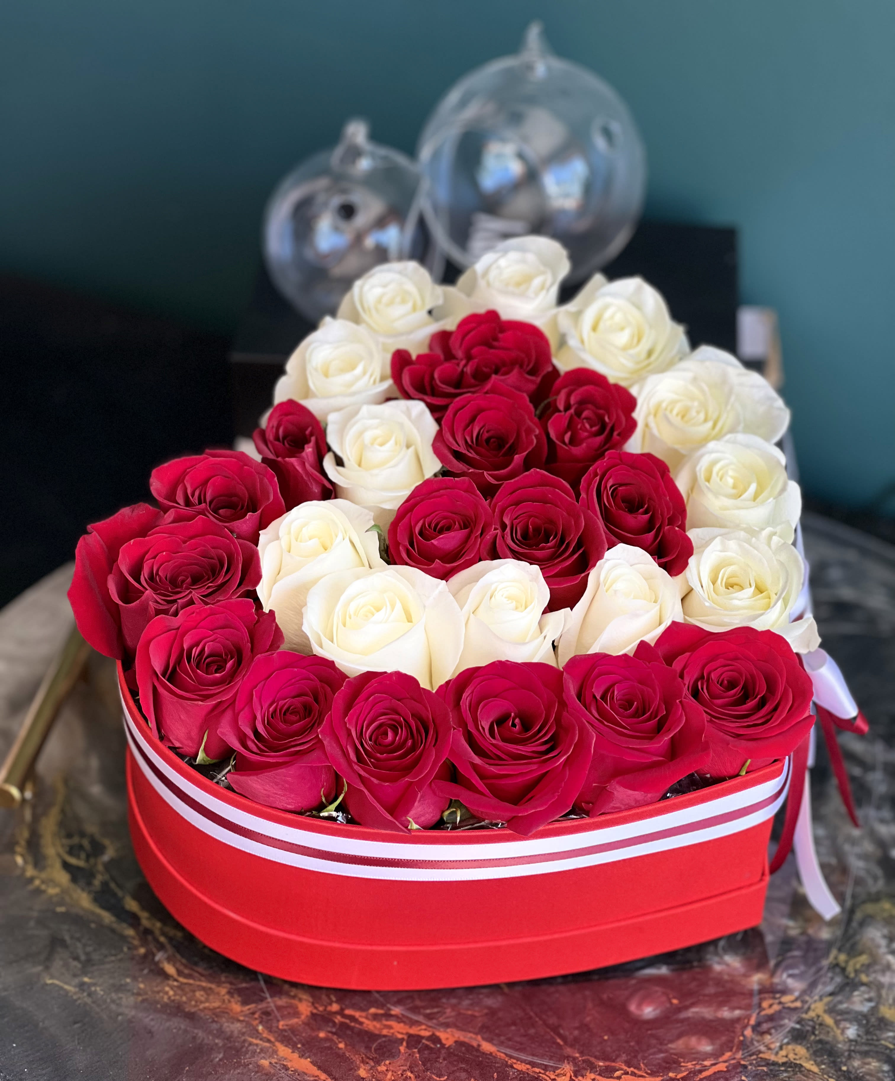 Red and White fresh cut roses design - Red and White fresh cut roses design Up to 25-27 roses in heart-shaped box 