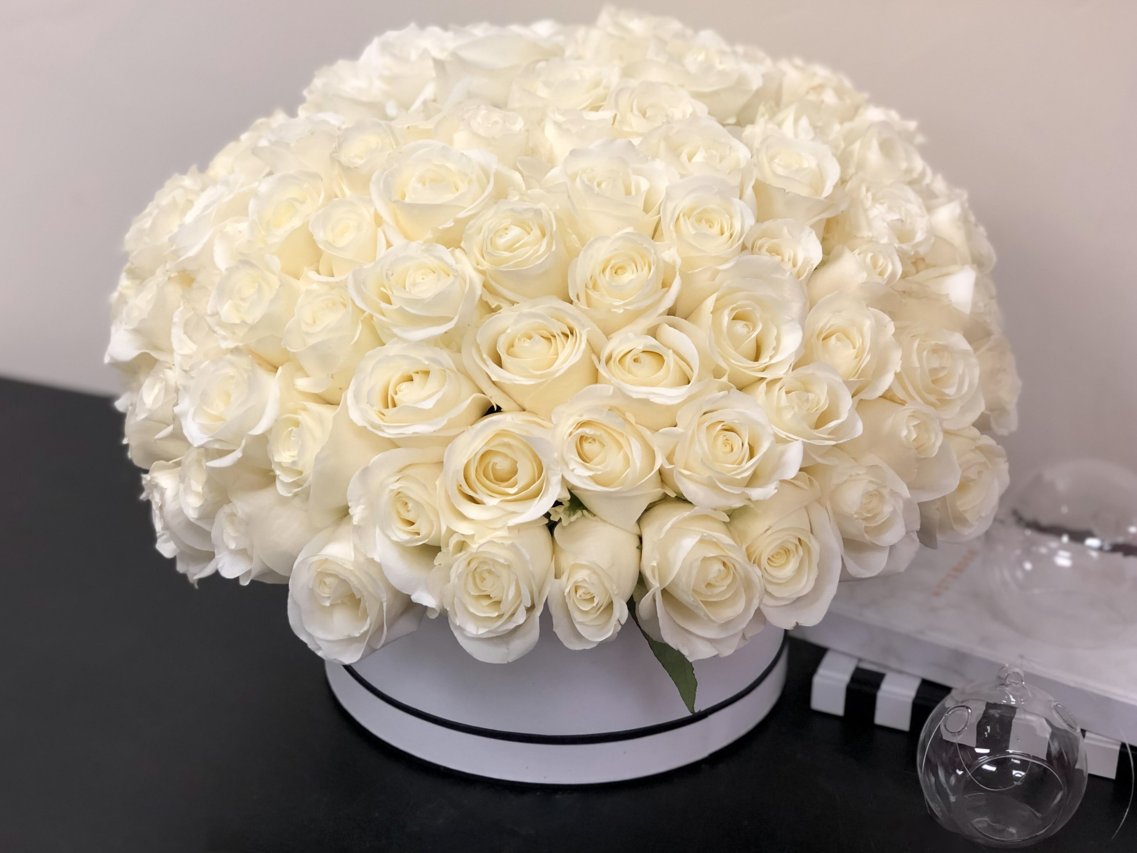 100 White Roses in a Box  - 100 Premium White Roses in a hat box 