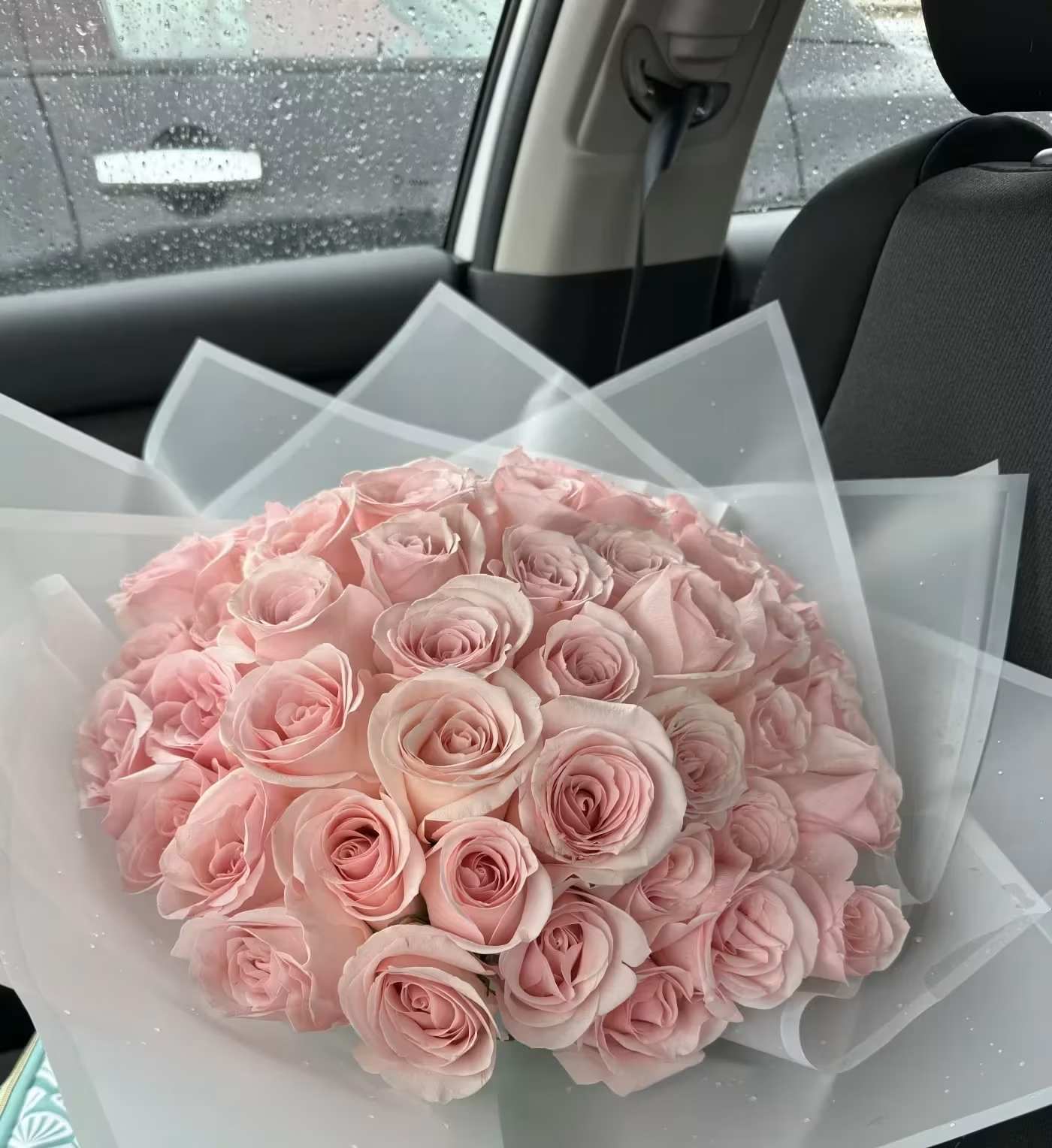  Pink roses &quot;Elegance Bouquet&quot; - Make a lasting impression with our Endless Pink Elegance bouquet—an abundant display of fresh pink roses beautifully wrapped in pastel blue and blush pink paper. This luxurious rose arrangement radiates femininity, grace, and timeless romance.  Perfect for birthdays, anniversaries, romantic gestures, or celebrating someone special “just because.” A classic yet striking gift that delivers both beauty and emotion in every bloom. Available for same-day flower delivery in Los Angeles.  