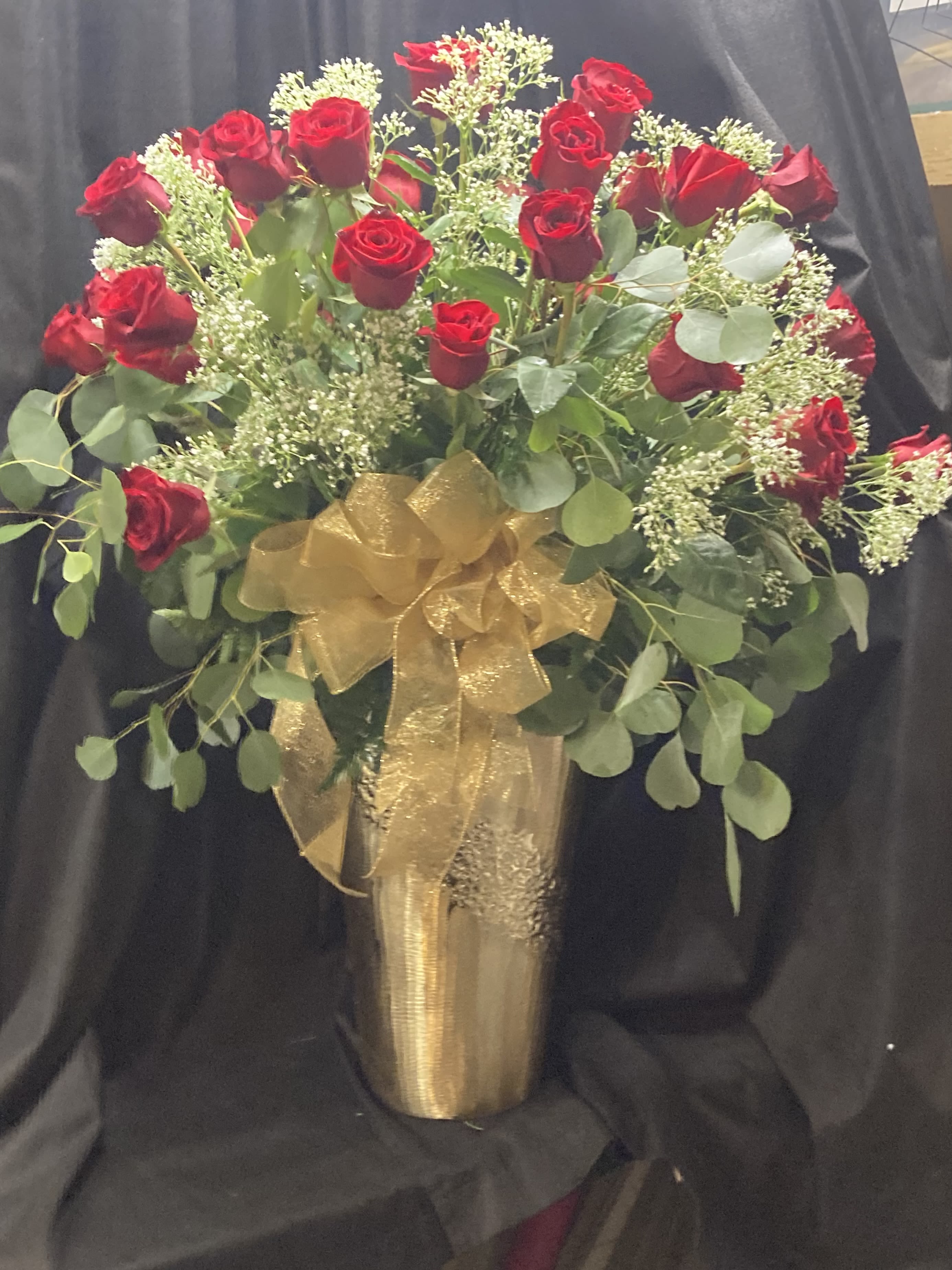 AMAZING ROSES - 70CM RED ROSES 4 DOZEN IN A 2-3' VASE