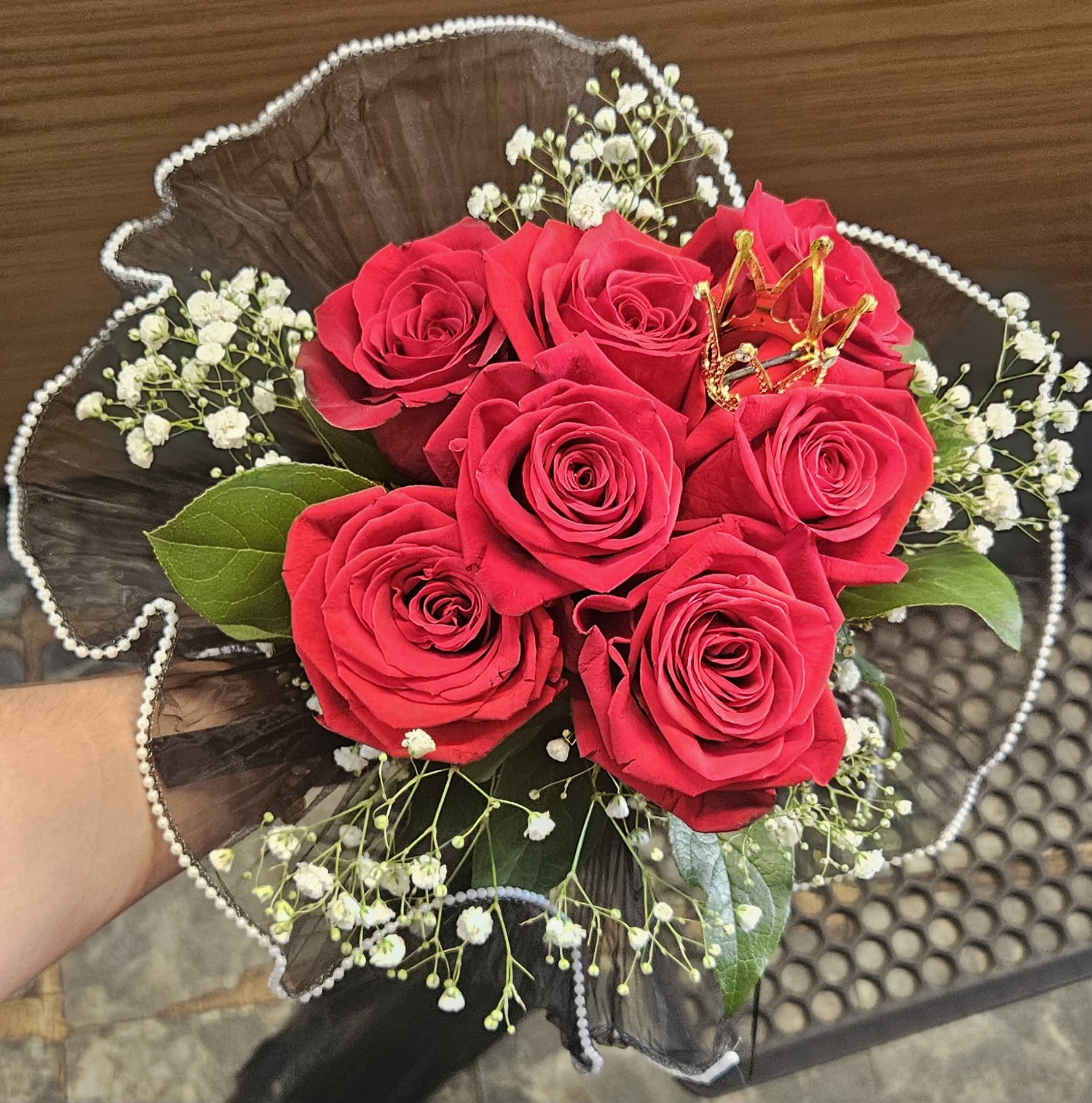 Princess Bouquet Wrapped - Beautiful 8 red roses with baby's breath wrapped in silk with a crown.