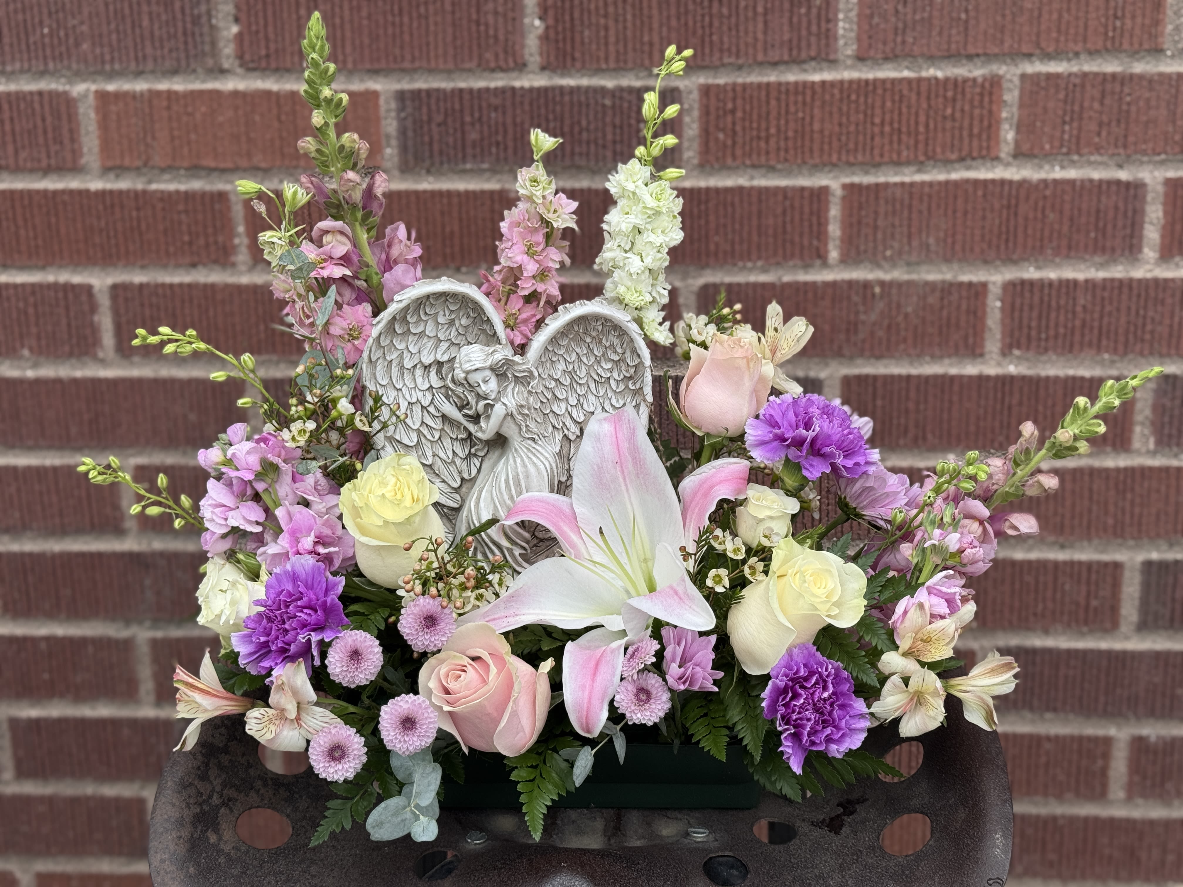 Eternal Love - With a keepsake angel whole wings form a heart shape, express your heartfelt emtion for a loved one. Can change colors if noted in &quot;delivery instructions&quot; PLEASE NOTE: ANGEL INSERT IS ALREADY INCLUDED IN THE DESIGN. No need to add it again as an &quot;Add-On&quot; unless you wish to have multiple inserted. 