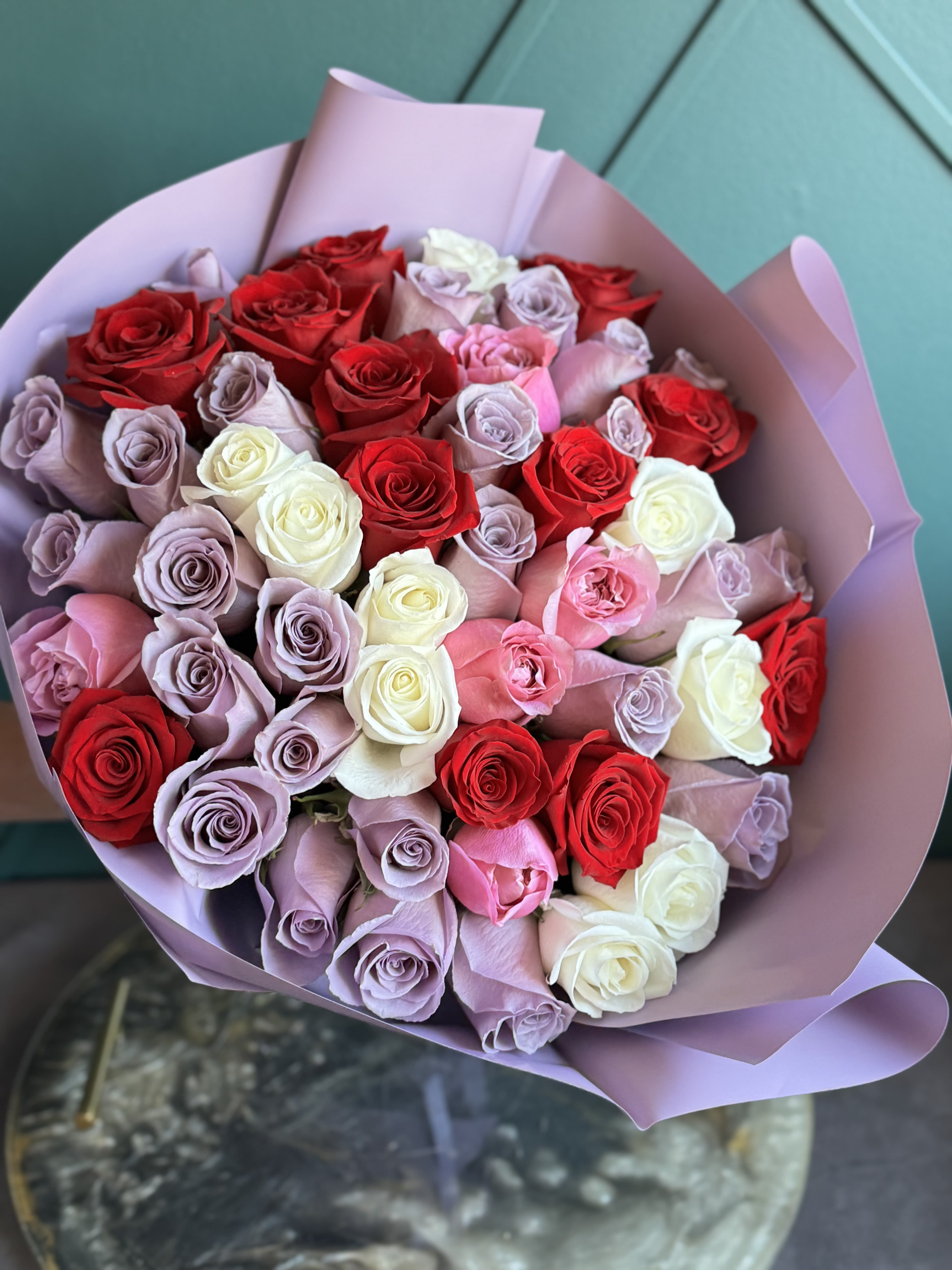 50 Mixed roses Bouquet. Red, lavender, white and pink - 50 Mixed roses Bouquet. Red, lavender, white and pink Vase not included 