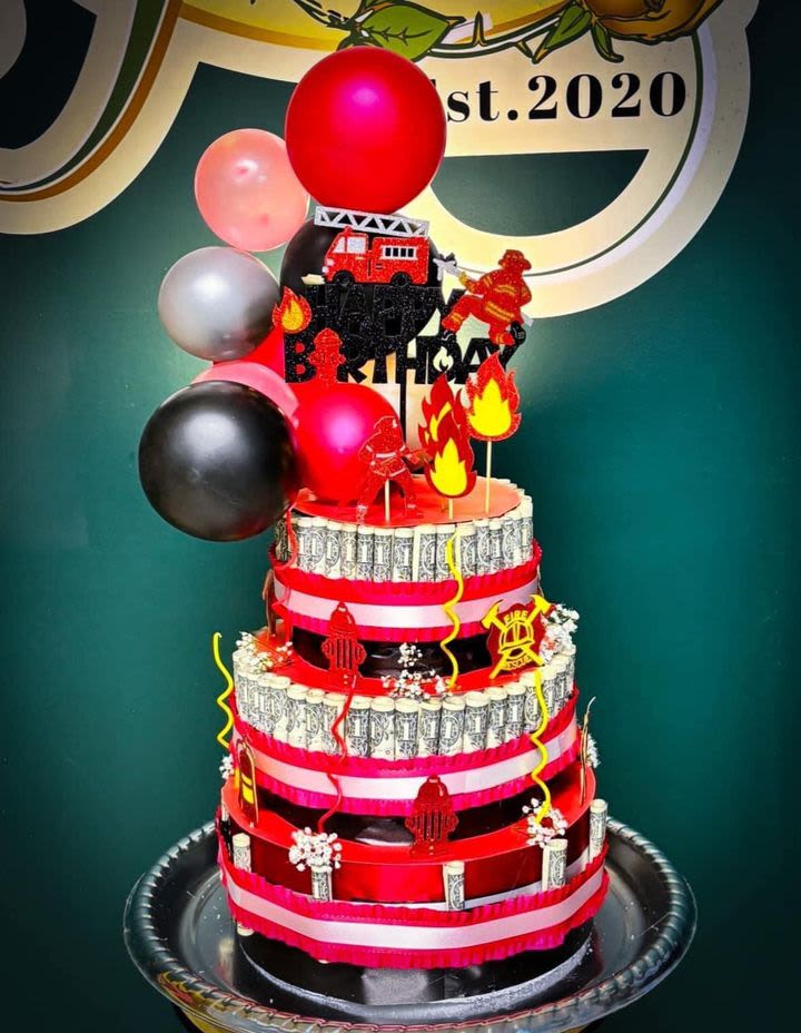 Custom Money Cakes (PLEASE CALL TO ORDER) - Please give our store a call directly for pricing.