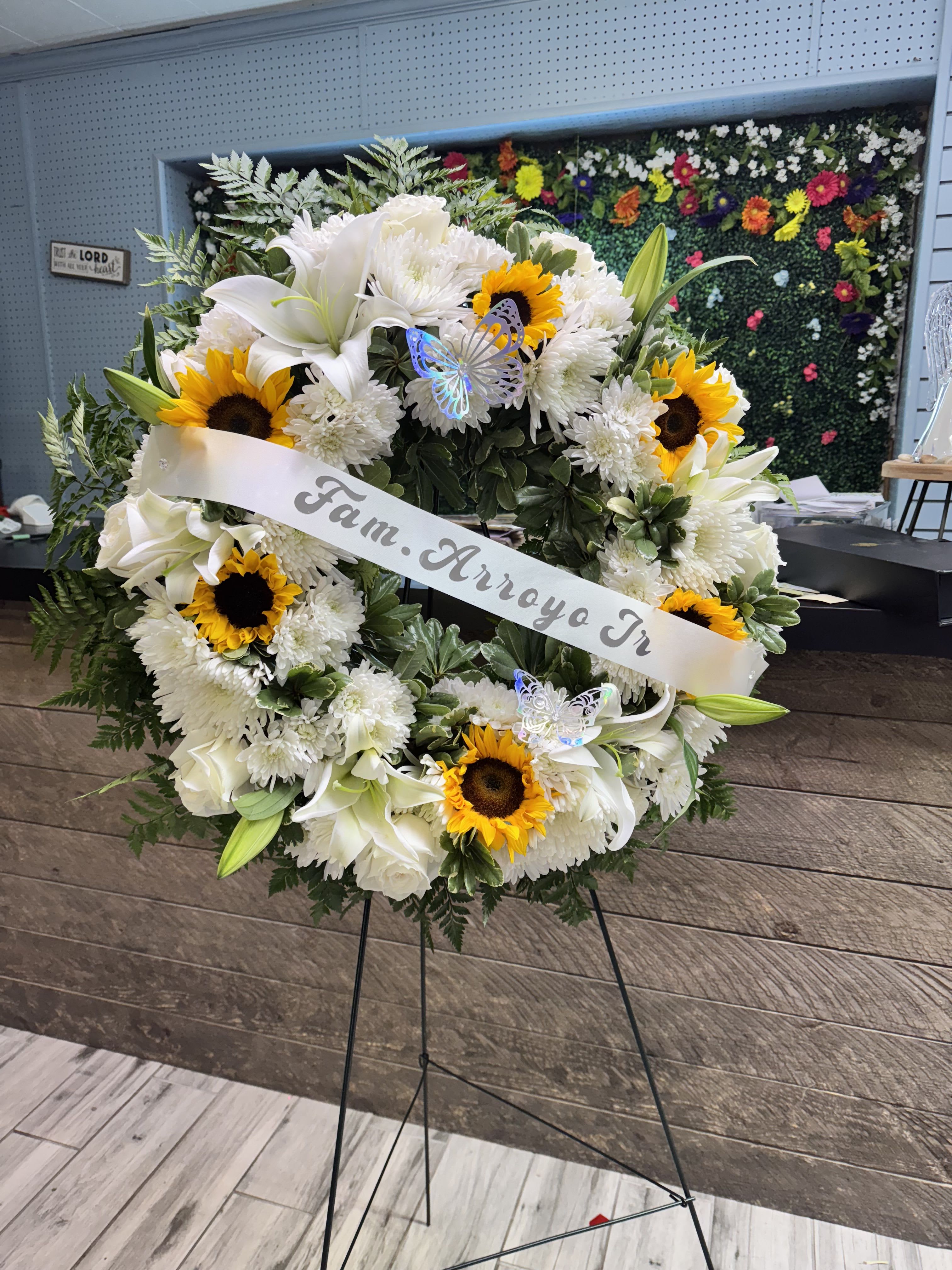 Sunflower and Lilys Wreath Sunflower and Lilys Wreath - Funerals wreath