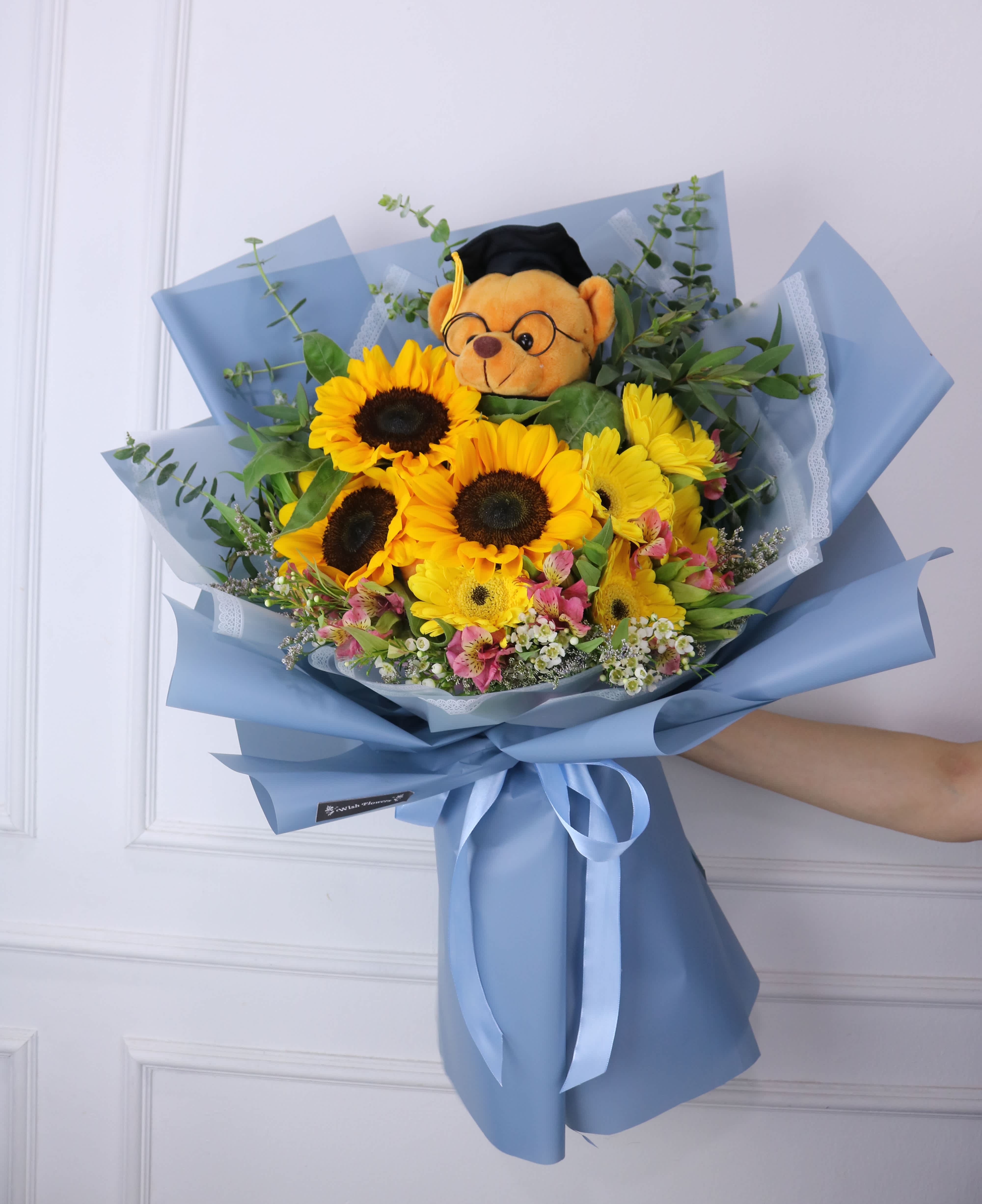 GRADUATION BOUQUET - SUNFLOWERS GRADUATION TEDDY 