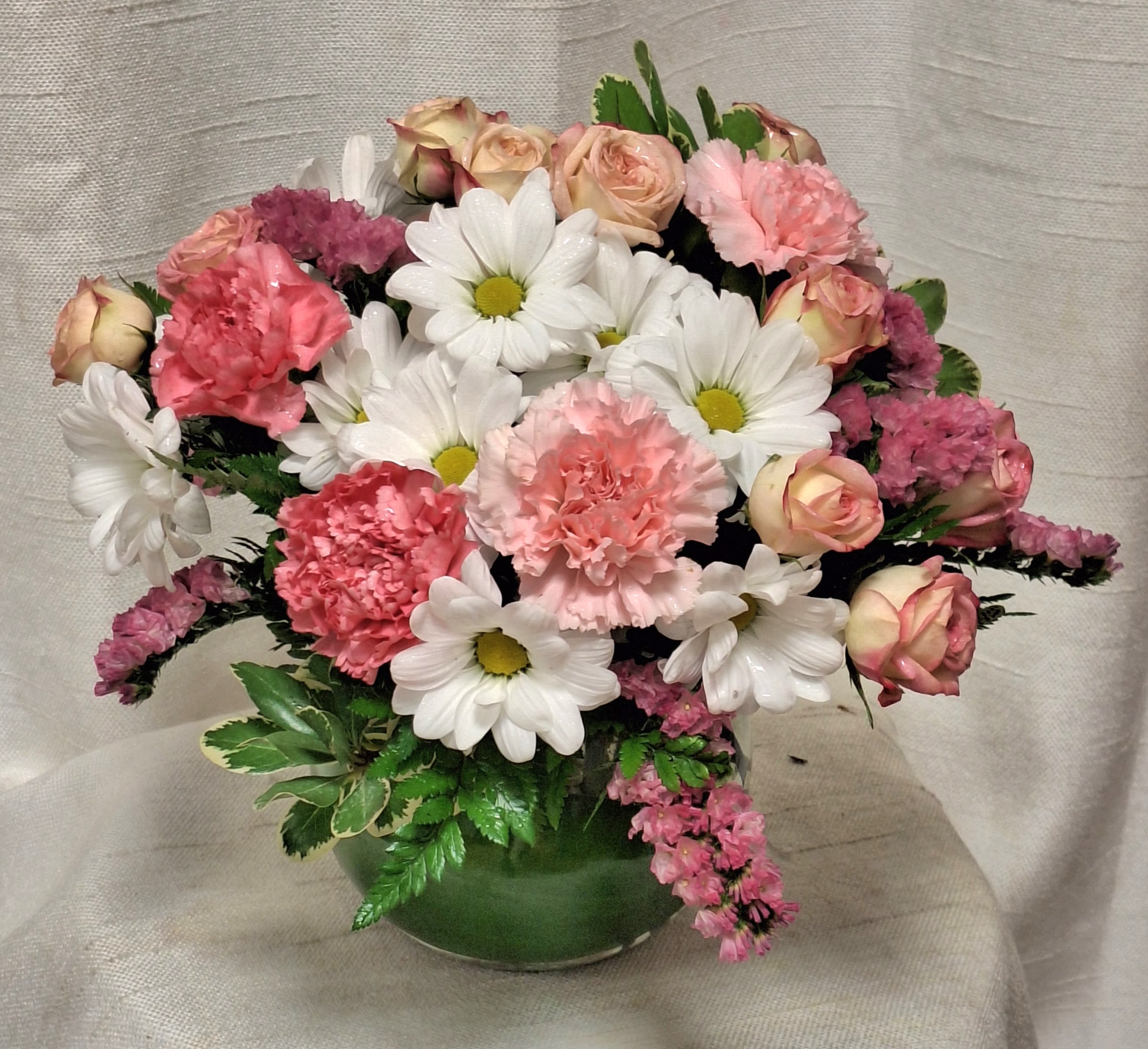 Sugarplum (BB) - Want a sweet surprise? Try a fresh bouquet designed by a local florist &amp; delivered straight to your door. Whether it's for an occasion or a pick–me–up for yourself, this sweet arrangement is ready to delight you or your loved ones.