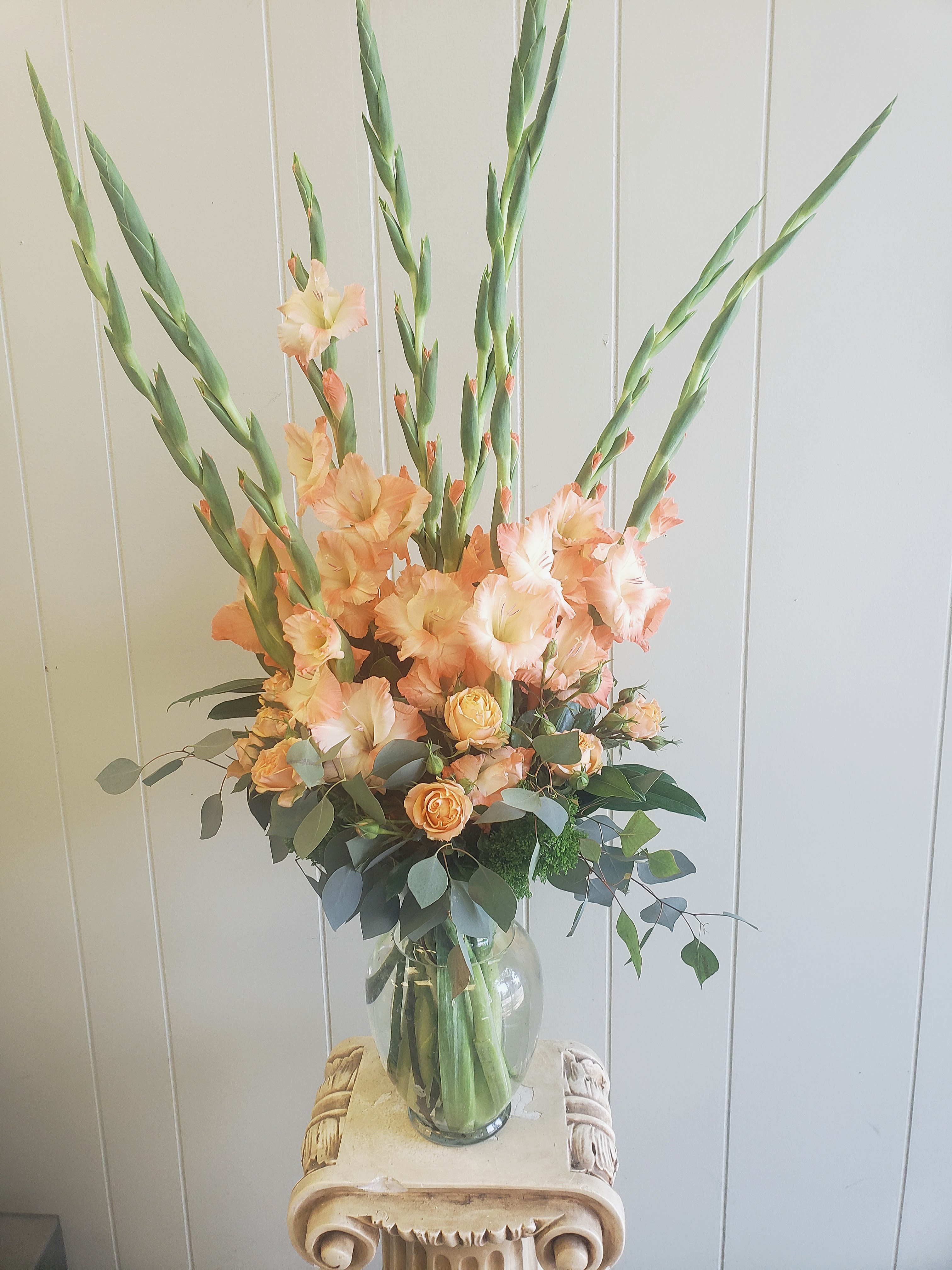 CPD-GLORIOUS GLAD CPD-GLORIOUS GLAD - Summertime favorite...the glorious gladiolus sits in a tall glass vase