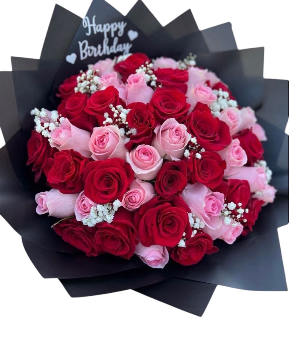Pink and Red bouquet - 50 roses bouquet with two colors wrapping Korean paper to surprise your loved one.