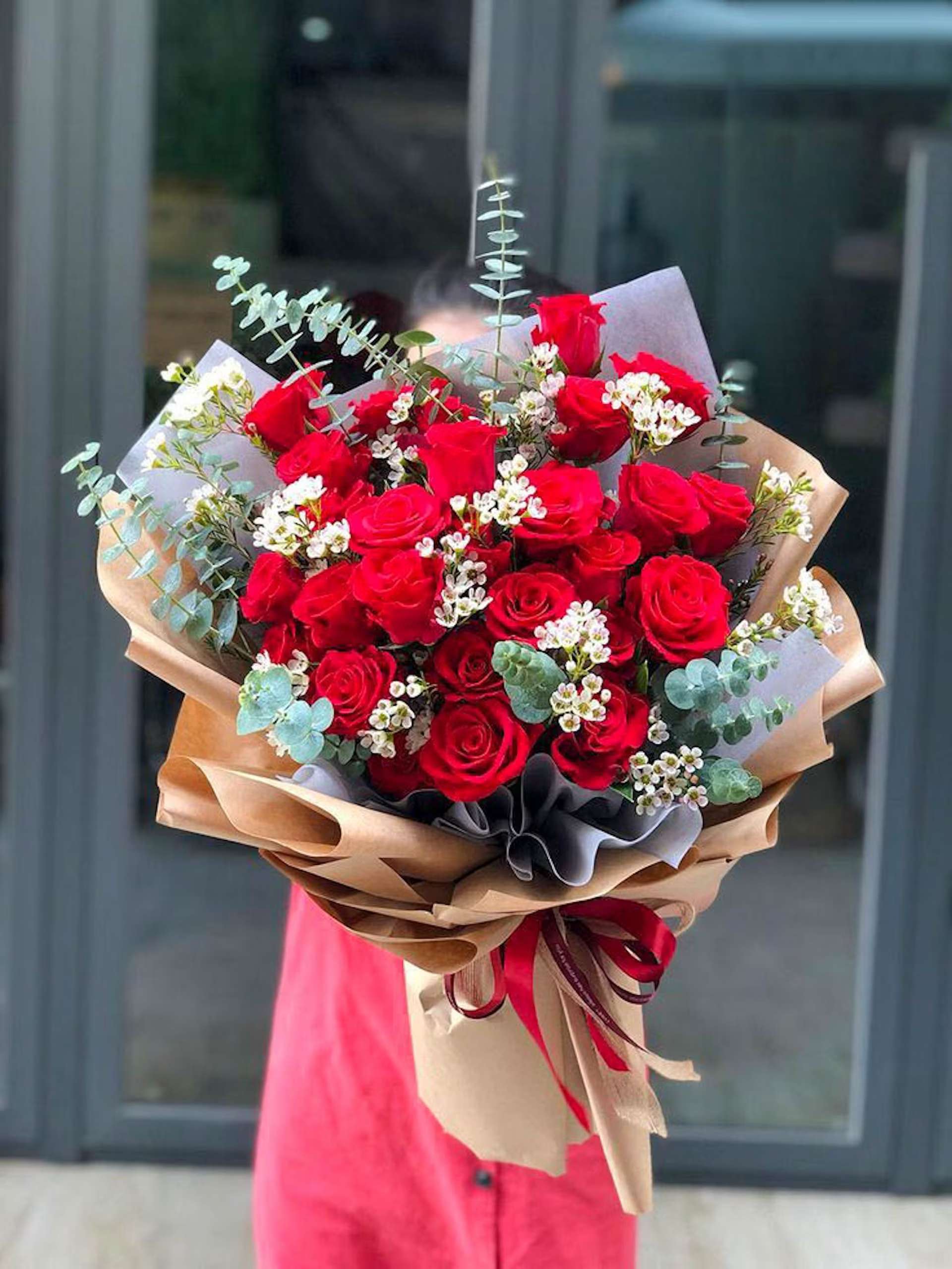 Love Story Love Story - 2 dozen red roses