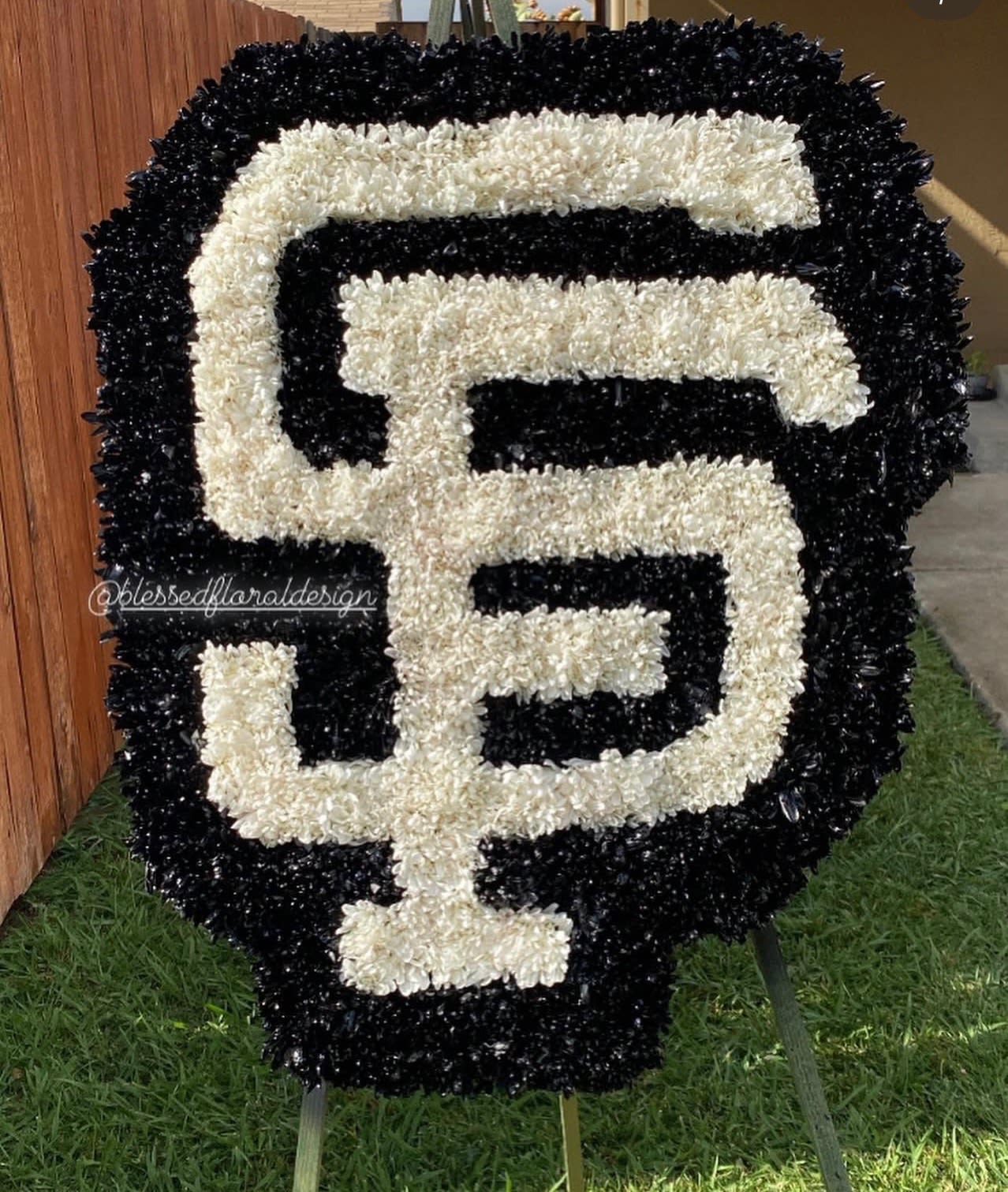 SF Logo black/white - Sports tribute. All teams and sports welcome.