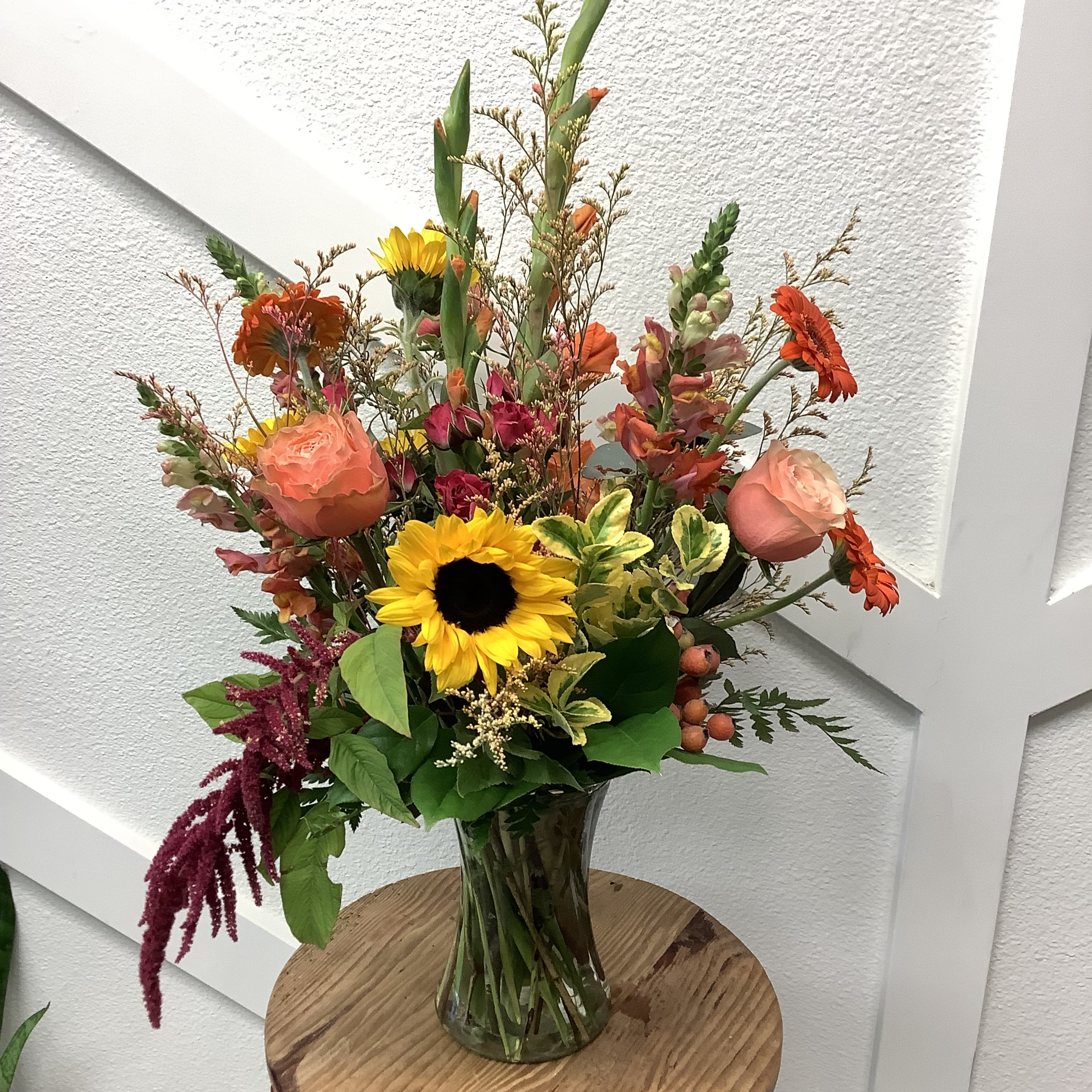 Rustic Sensation - When your favorite season is fall, you get to enjoy all the colors and textures with this earthy fun floral design it will bring fall right inside your home. 