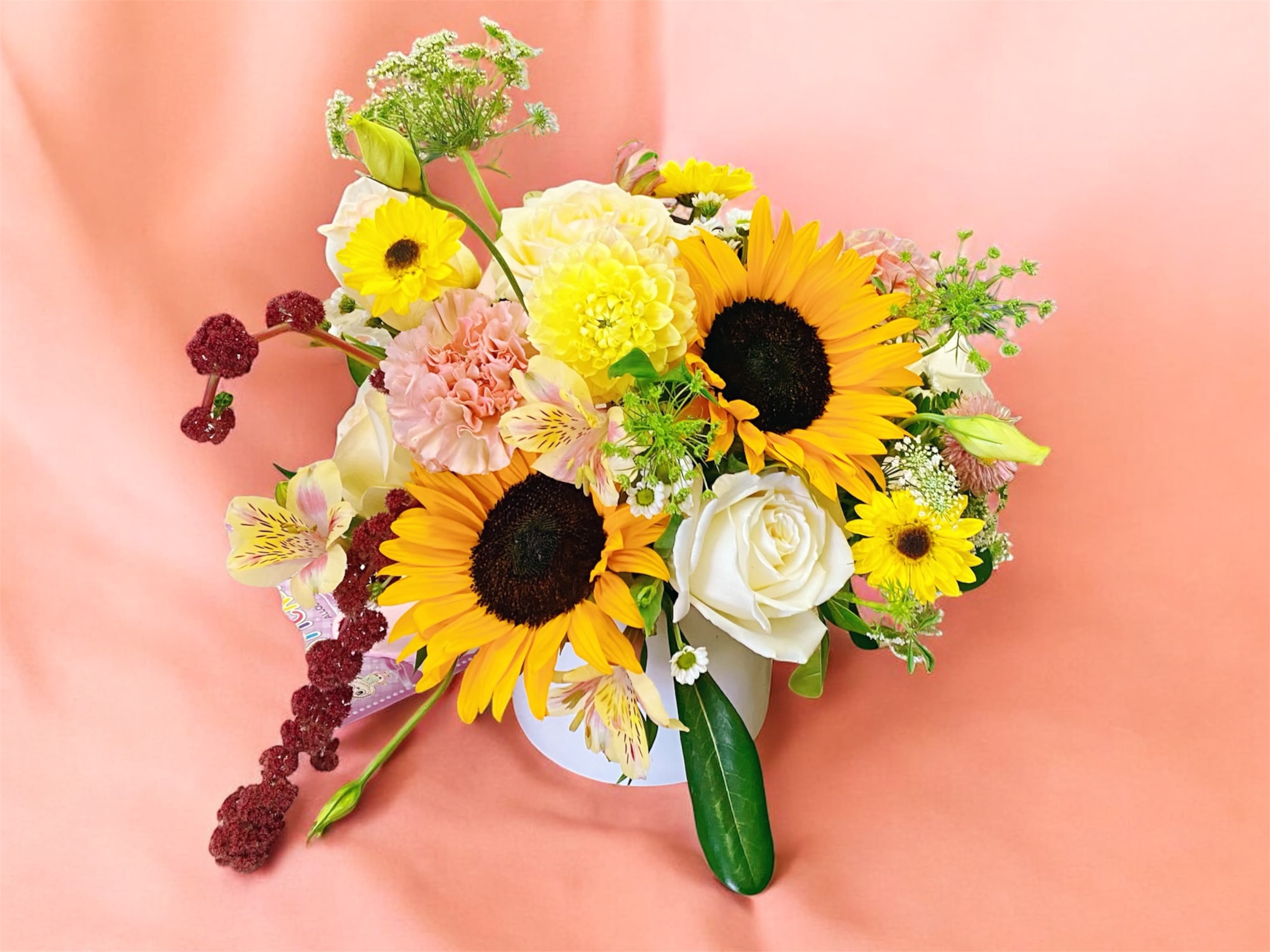 Sunflower centerpiece Sunflower centerpiece - Sunflower centerpiece