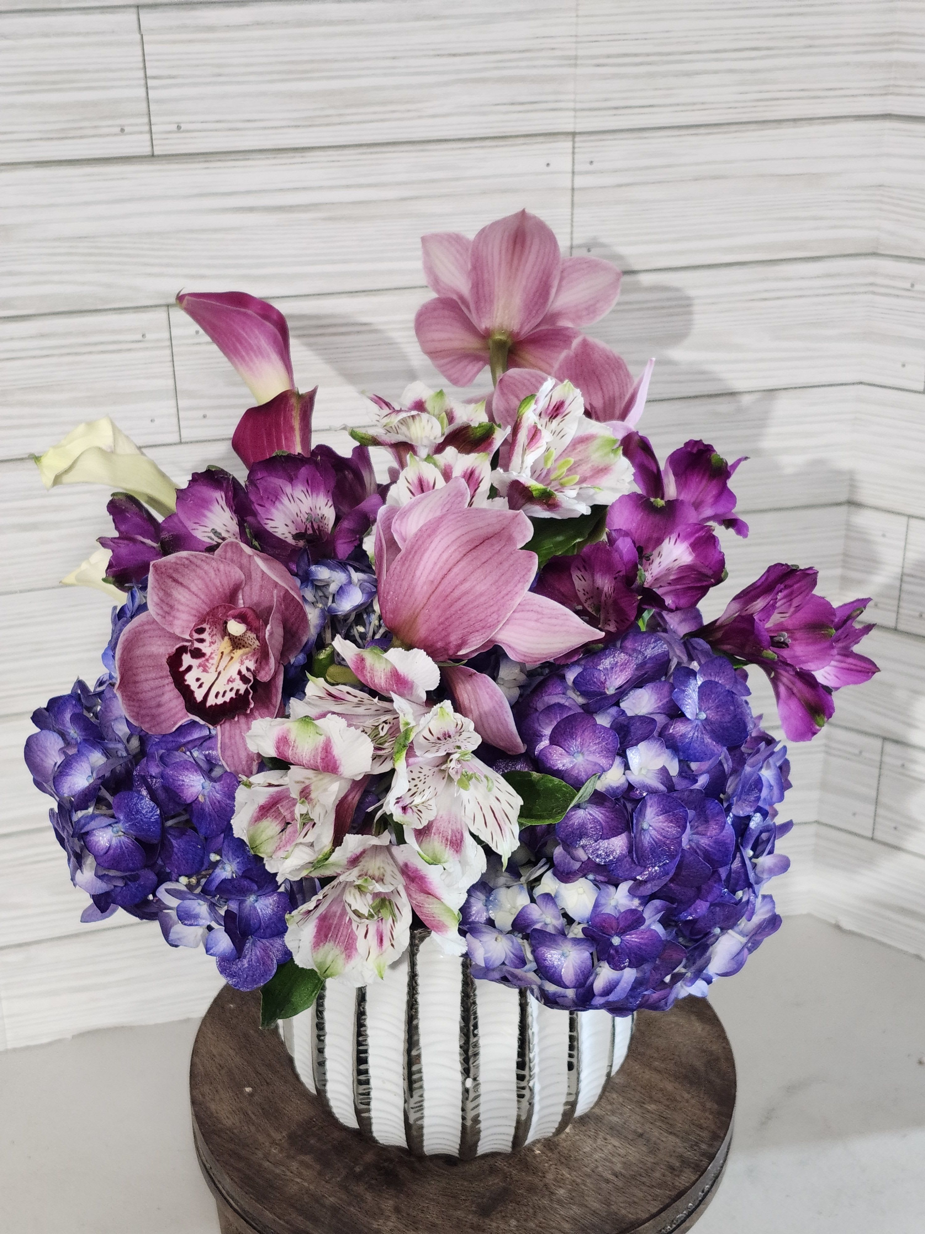 Sylvia  - Vibrant hydrangeas, orchids, calla lily