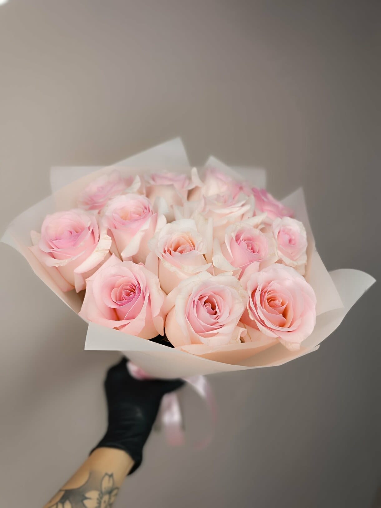 #6 Roses - Beautiful roses in different colors. Available in Red, Pink, White, Yellow, Purple or mix colors ' Please specify in &quot;Notes&quot; what color you want or call us!