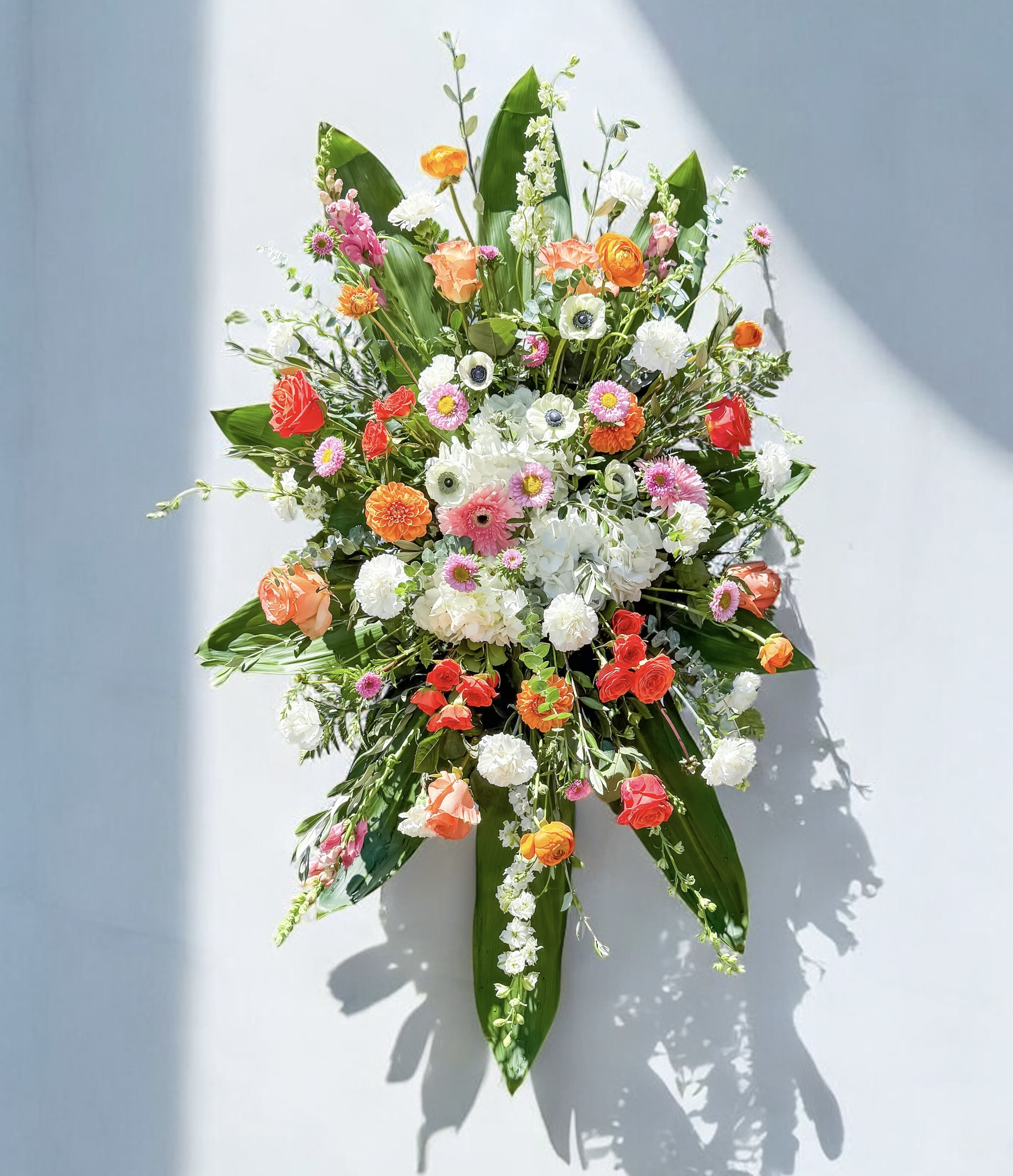Pink sparkles standing spray  - Elegant springy standing spray / comes on a stand