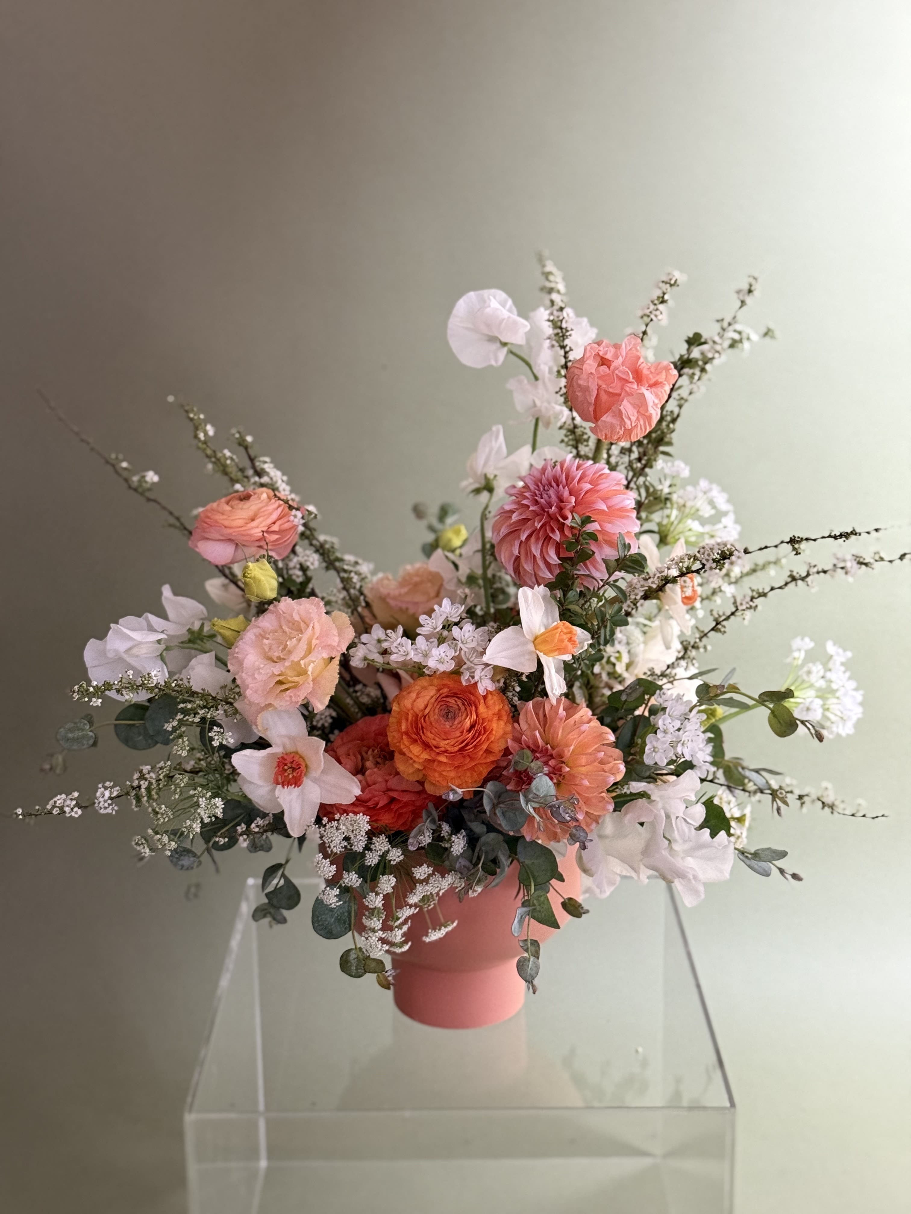 Bespoke Floral Service  *See the product information below for bespoke floral details. - Custom Floral Creations - Designed just for you.    With our bespoke floral service you choose the colors, blooms, and style, and we bring your vision to life. Whether you have a favorite flower, a meaningful color palette, or simply a mood you'd like to capture, we'll create a one of a kind arrangement that's as personal as it is beautiful. Perfect for gifts, celebrations or simply treating yourself to flowers that feel like you. *Photos shown are examples only- your arrangement will be uniquely yours. **Please allow at least two days' notice so we can source the freshest blooms for your design. 
