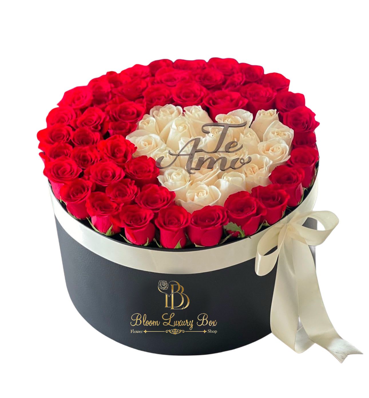 Luxury red velvet  - Luxury red velvet   50  roses in a black box 