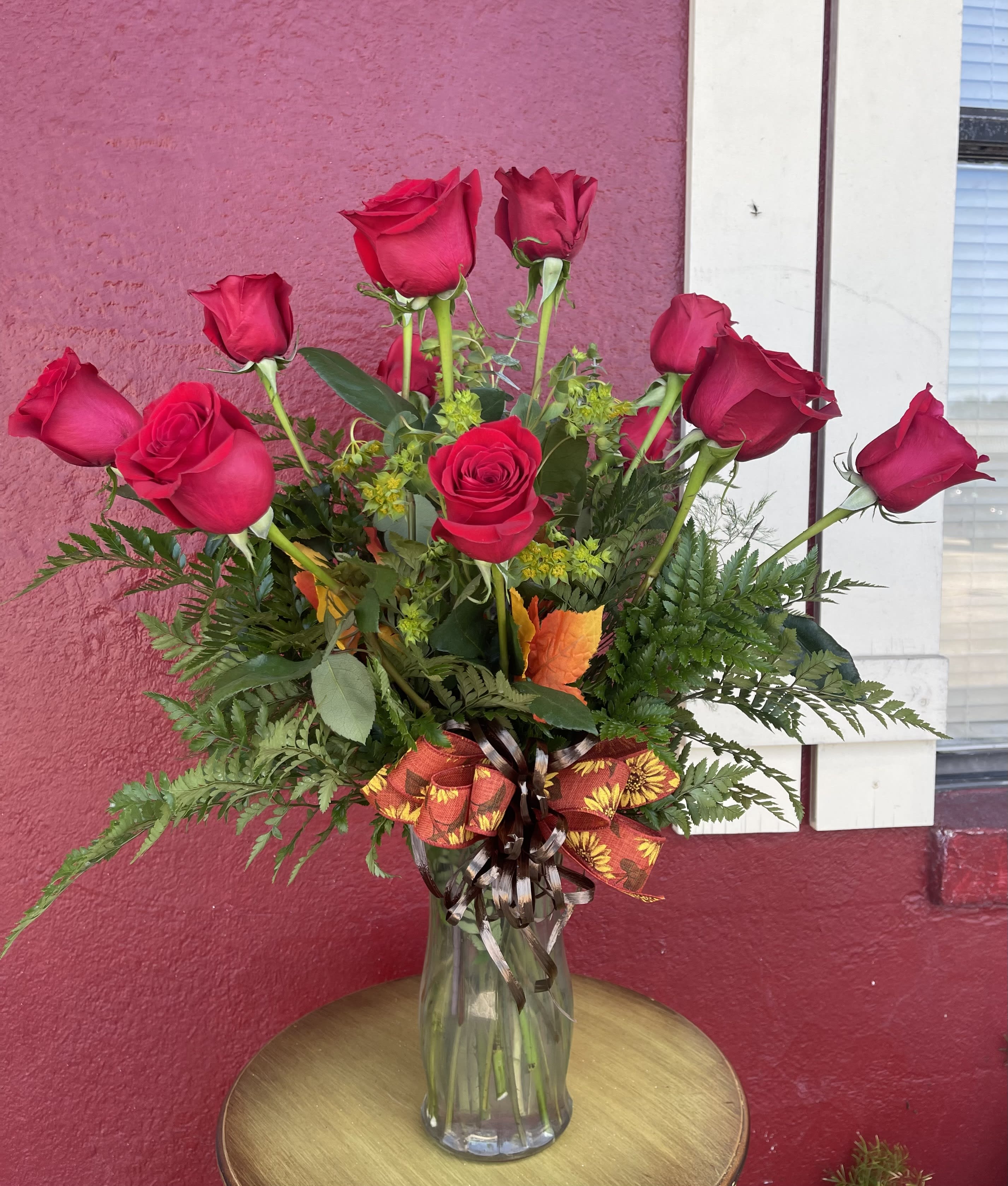 Fallin' for you! Fallin' for you! - A traditional dozen of red roses accented with fall flair!