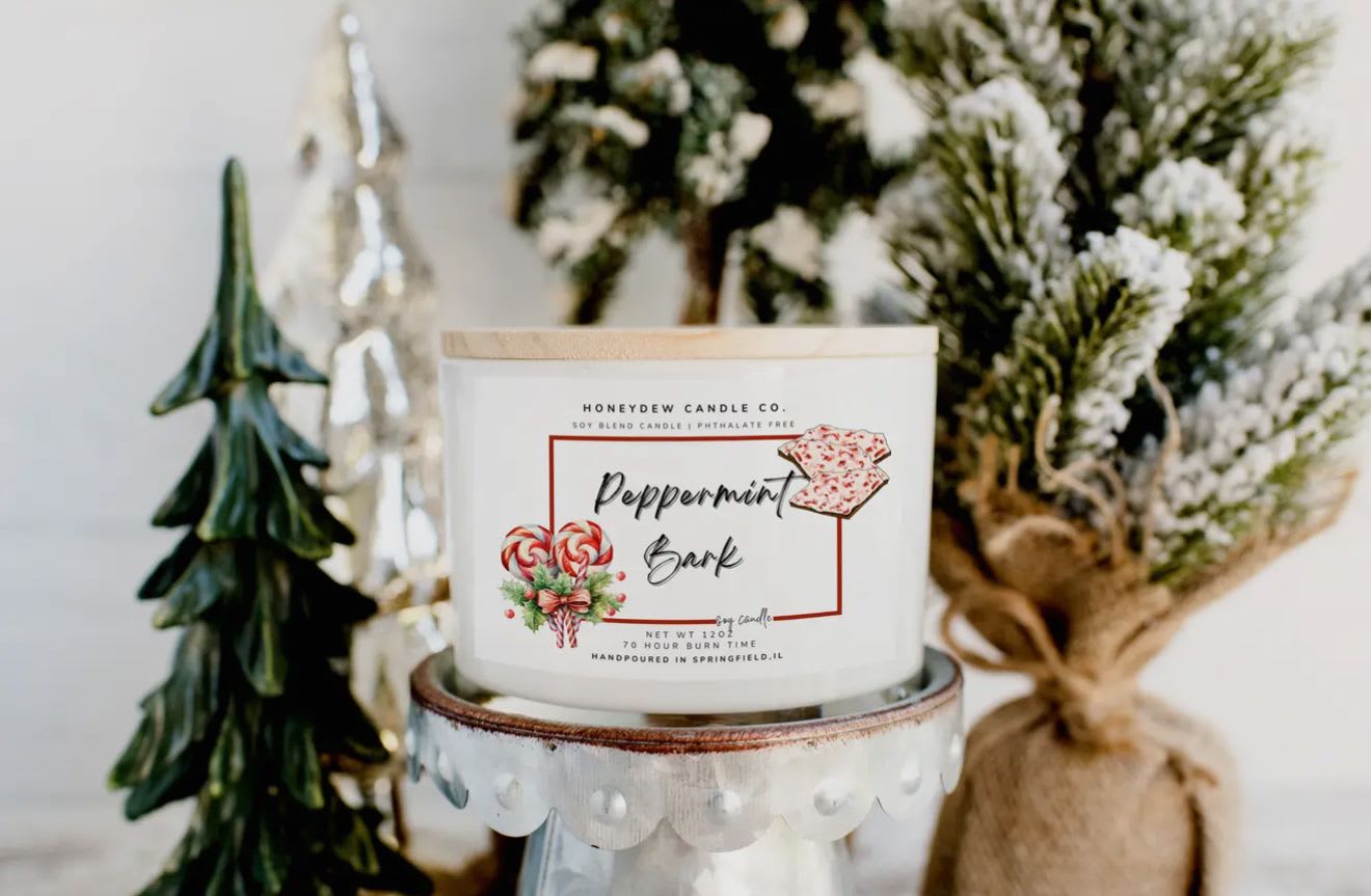 Peppermint Bark -- Honeydew Candle Co - Honeydew Candle Co. Soy Blend Candle -- Phthalate Free 70 Hour Burn Time -- 3 Wick Candle  NET WT 12oz