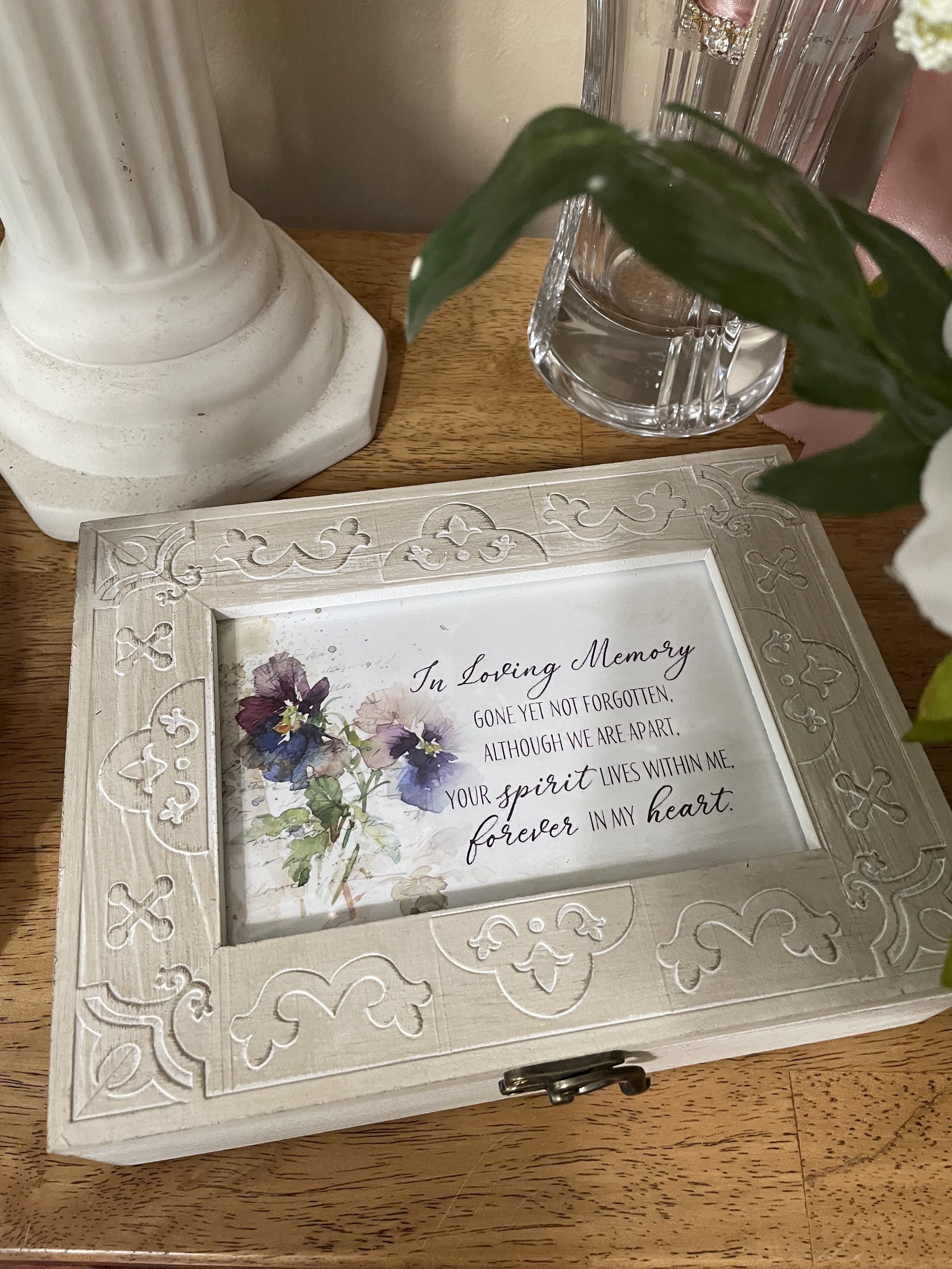 Large Music Box Large Music Box - Music Boxes are velvet lined, include a hand crank music mechanism and play a popular song! All sentiment cards can be replaced with a personal photograph. W: 8" H: 6" D: 2.75"