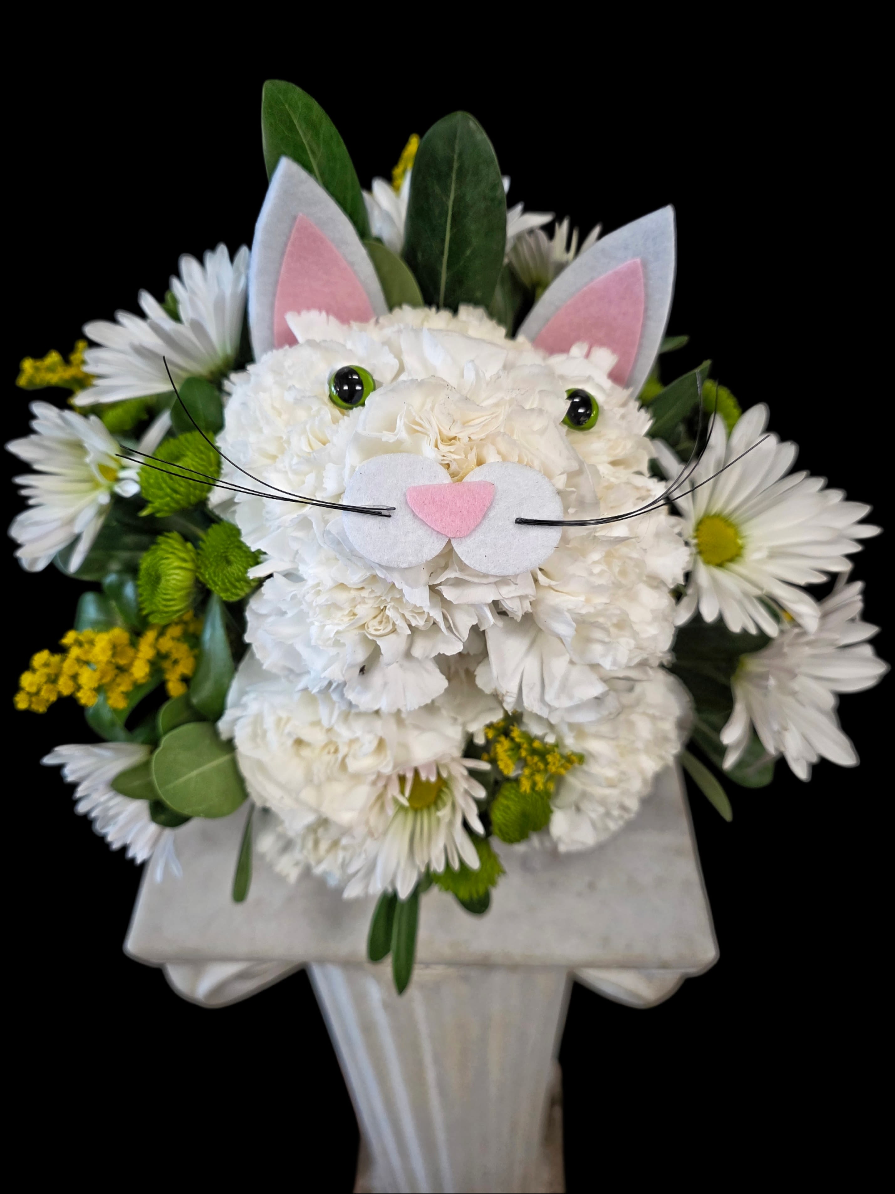 Frisky Feline Frisky Feline - Frisky Feline, the purrfect gift for someone special!