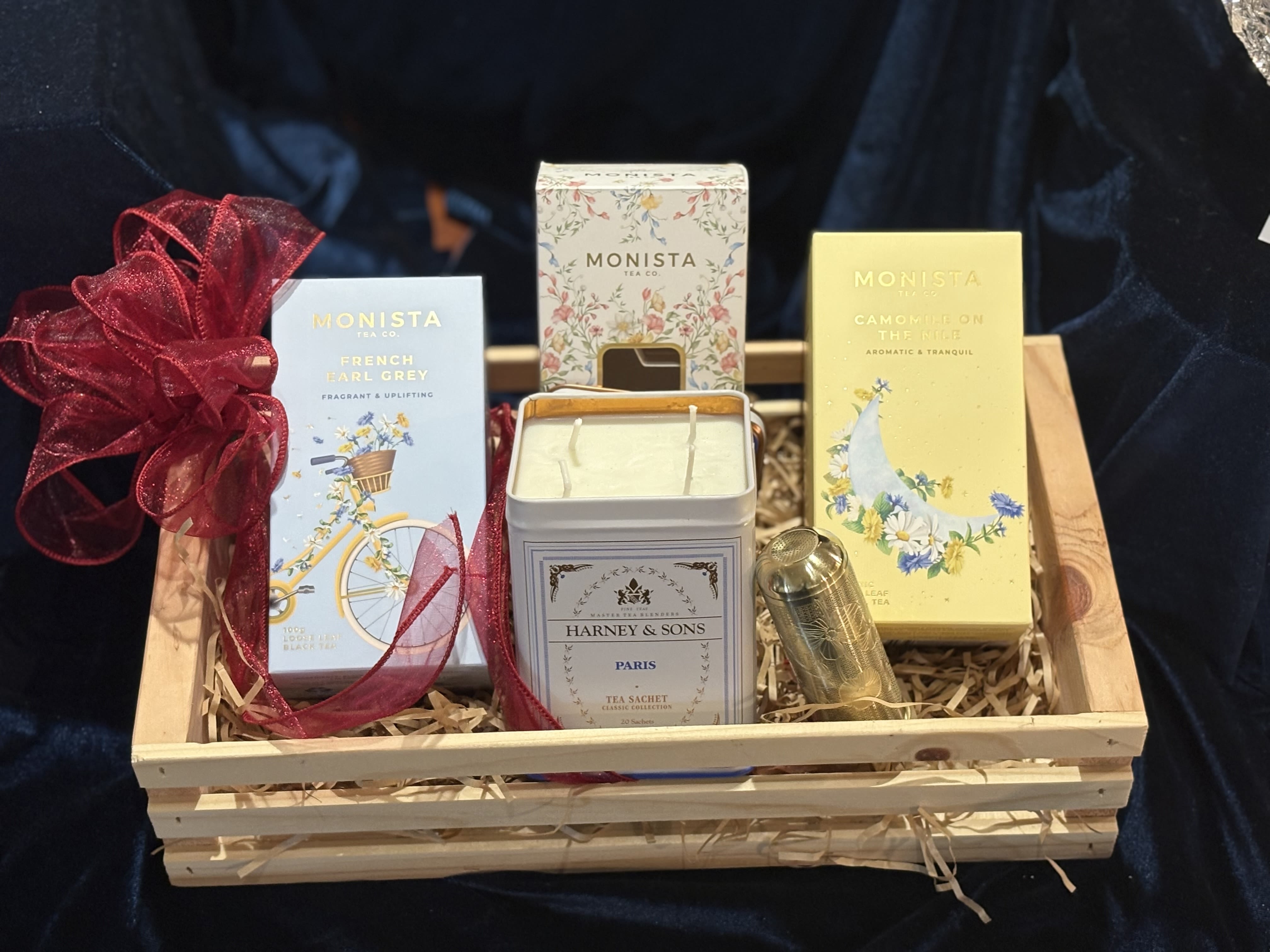 Tea Time Gift Crate from Savington & Hill Tea Time Gift Crate from Savington & Hill - The newest Savington & Hill Gift crate- in collaboration with our market partners, Topiary and Tea and Vessels by Cindy- we off the exclusive S&H Tea Time Gift Crate. Pairing Australia's leading luxury tea label, Monista Tea Company with a hand poured limited edition scented candle in a decorative tea canister. This limited edition will be sure to delight the tea lover in your life!