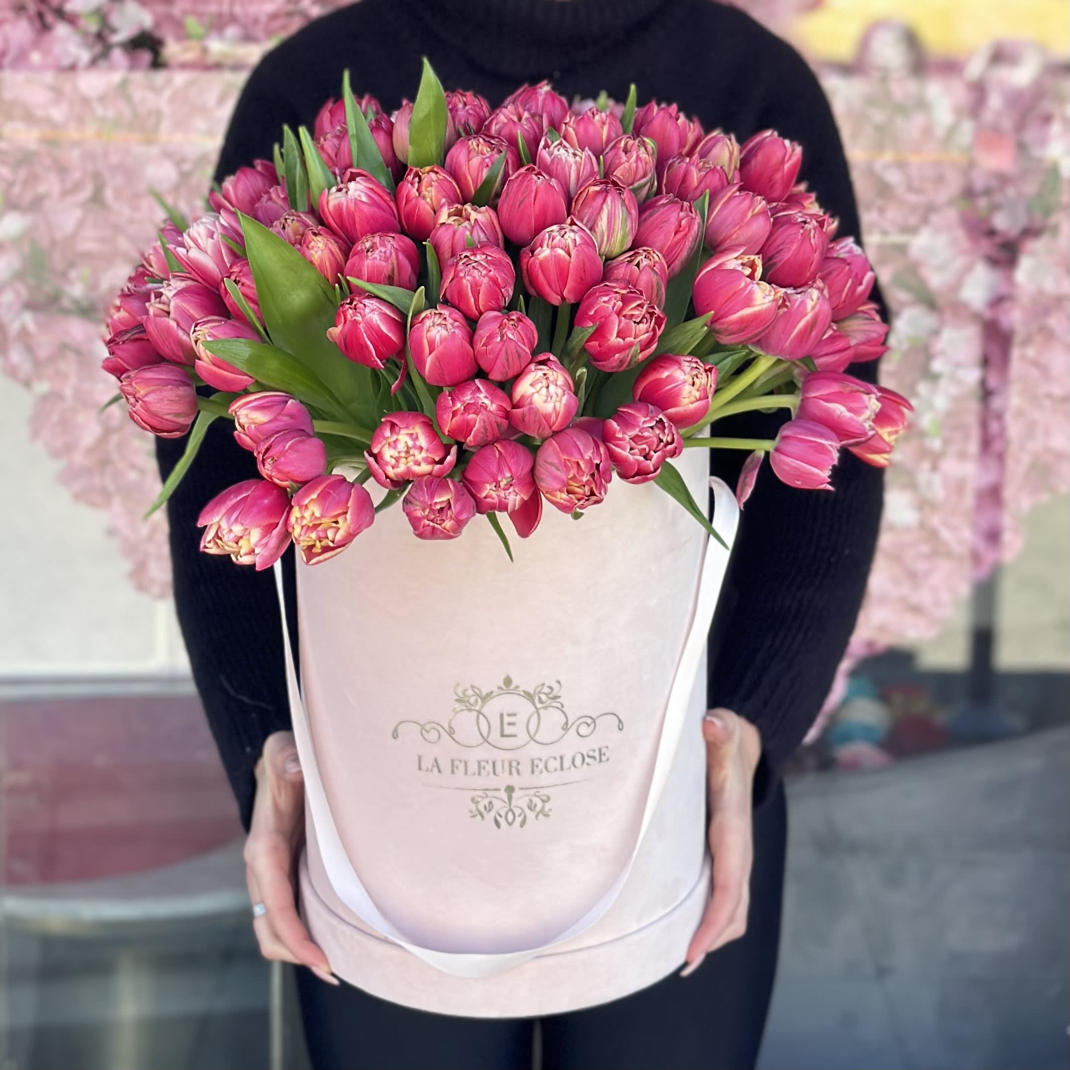 Make her day brighter  - 75 fresh Peony-shaped tulips in a velvet pink box. 