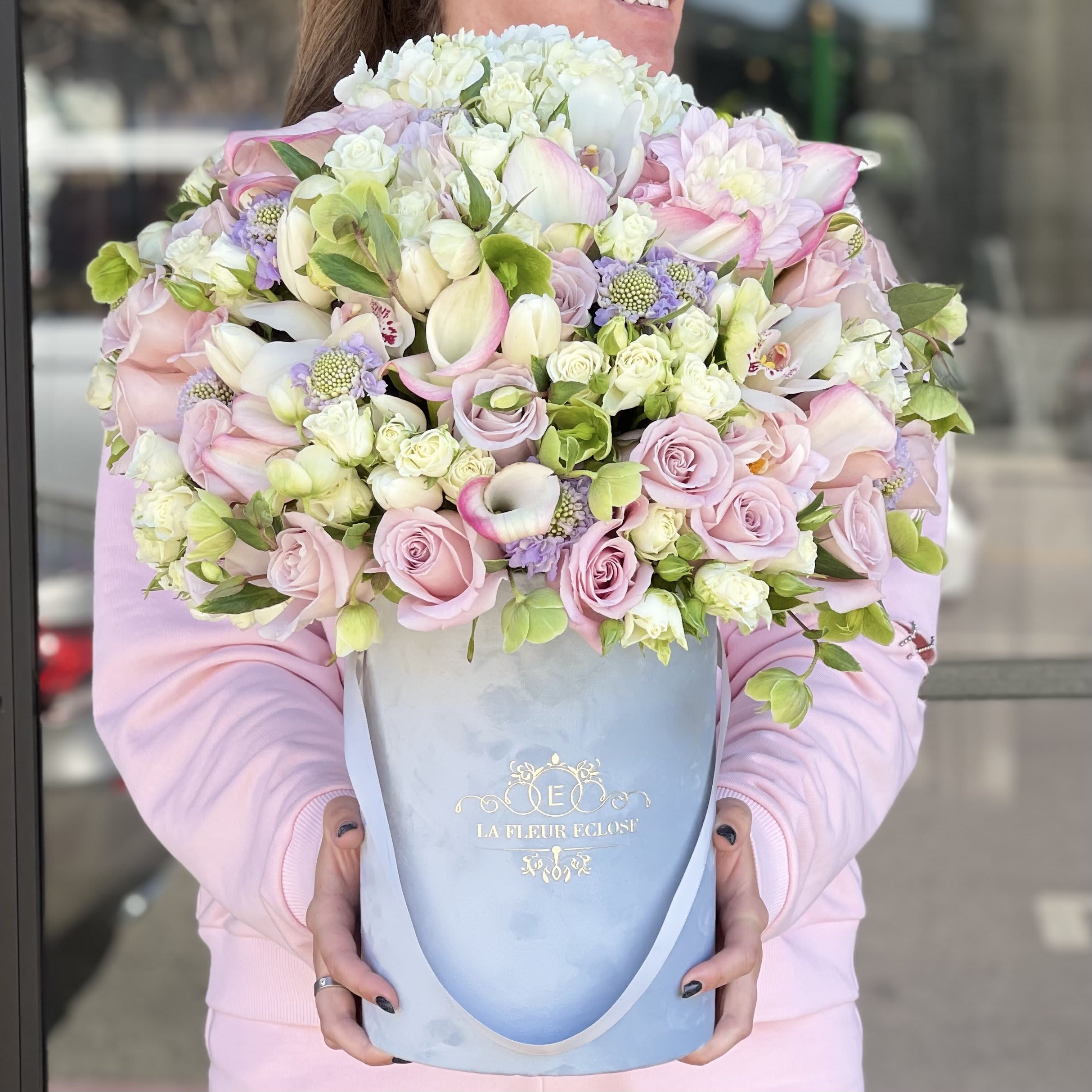 Pastels MD - All pastel flowers in our small velvet grey box Seasonal flowers will be substituted