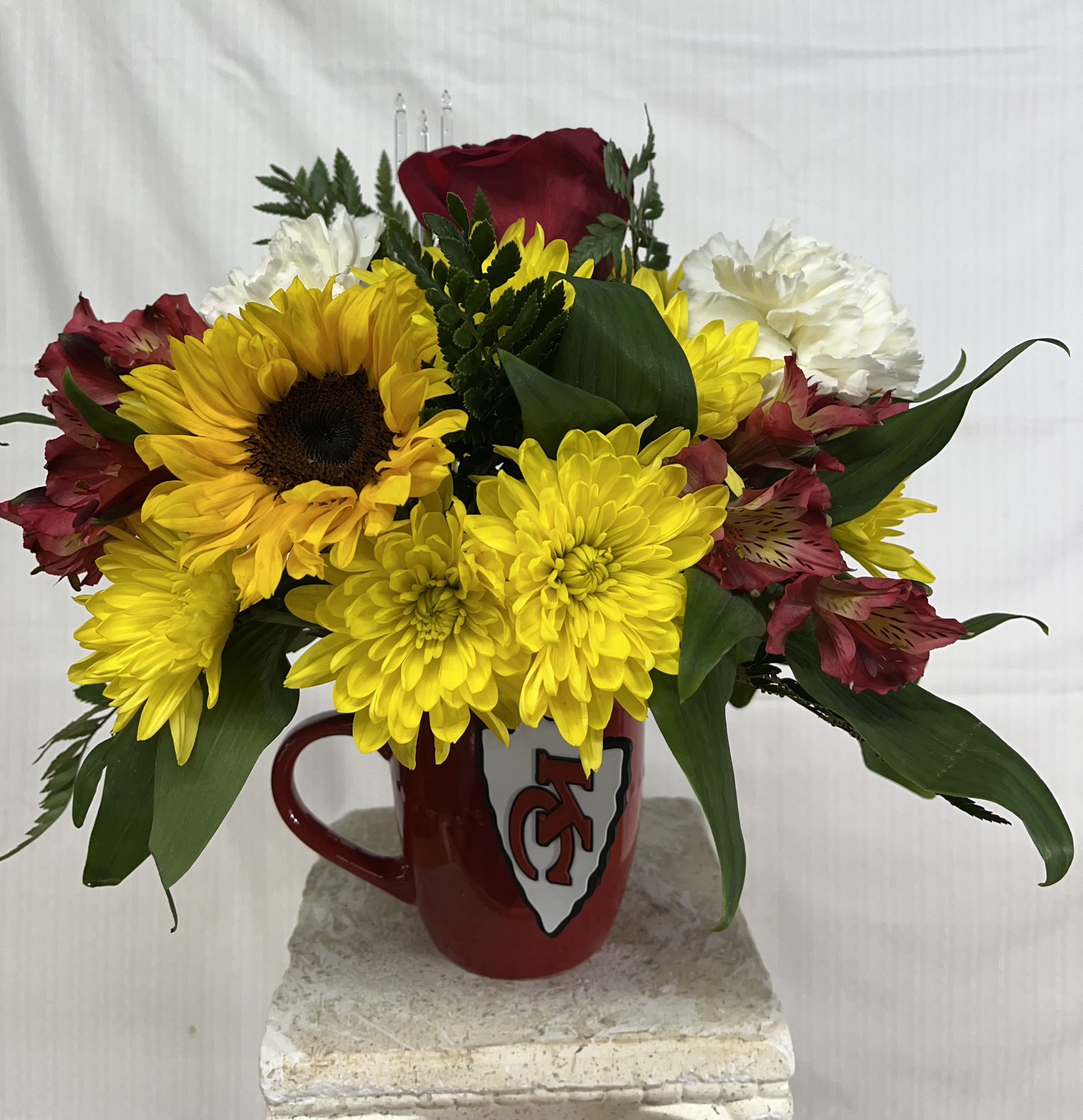 Keys To The KINGDOM - Fresh Red, Yellow and White Mix of fresh Flowers in a ceramic mug with a KC CHIEFS key chain.